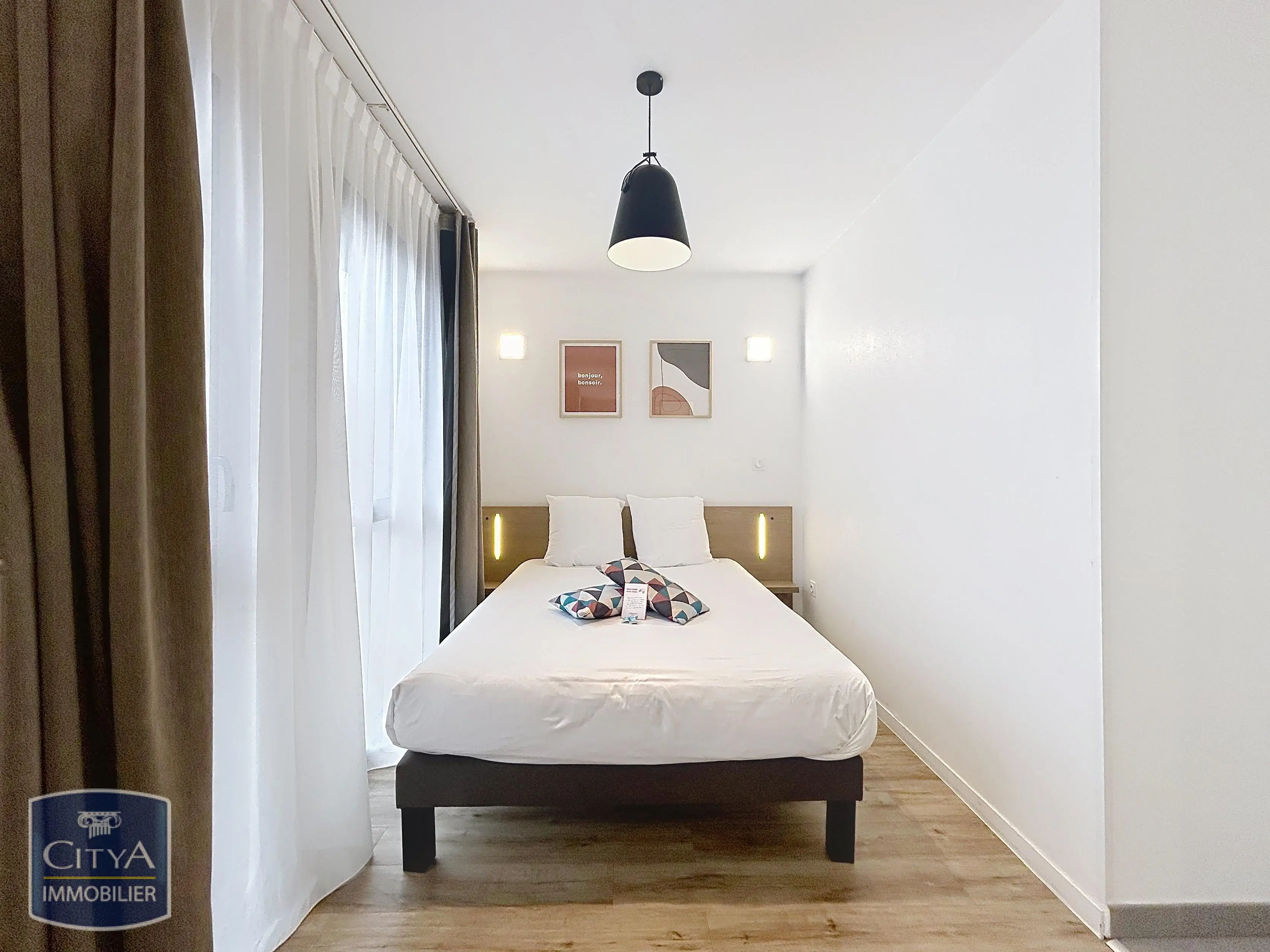 Photo 1 Appartement 1 pièce 30m²