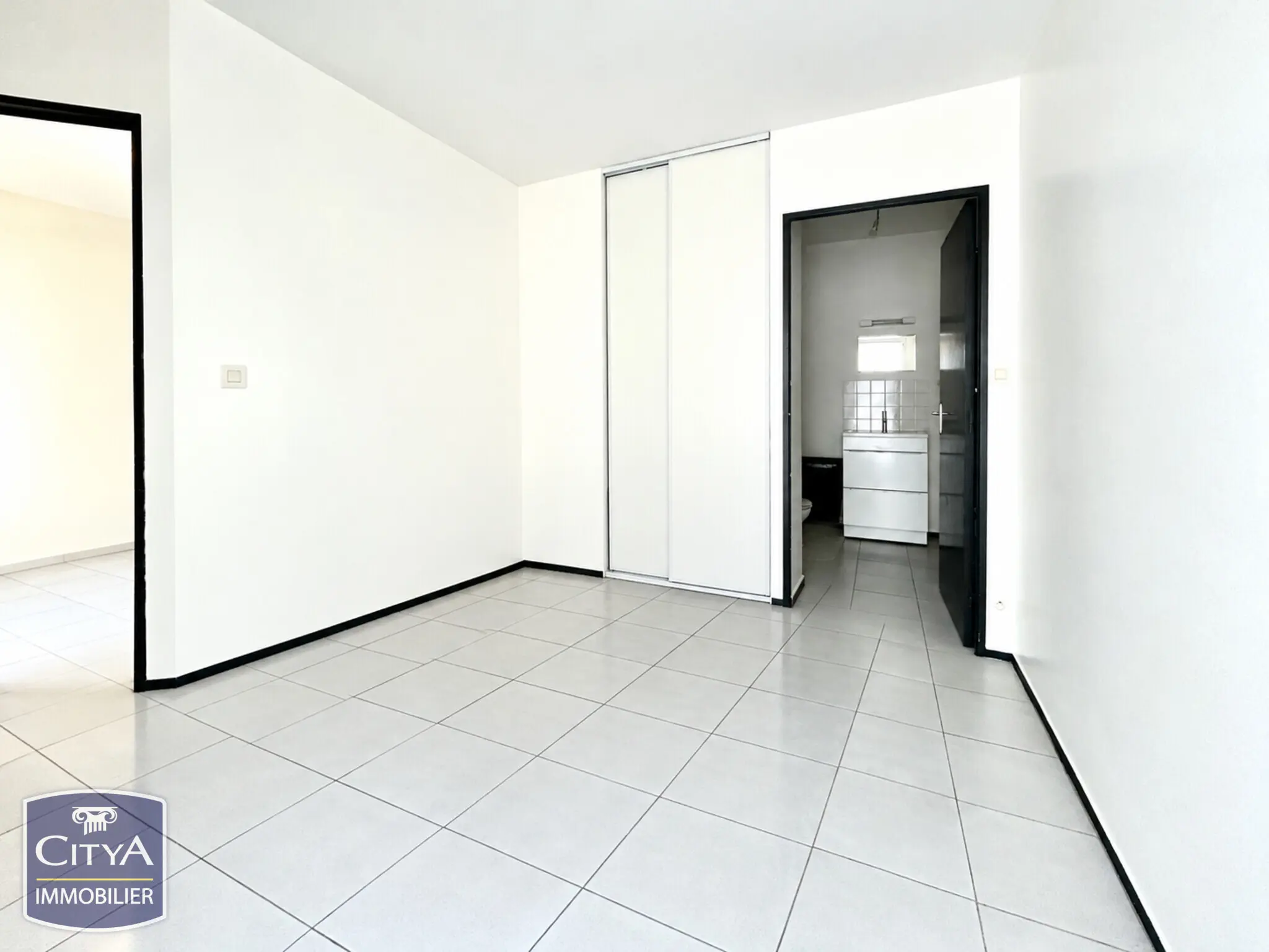 Photo 3 Appartement 2 pièces 27m²