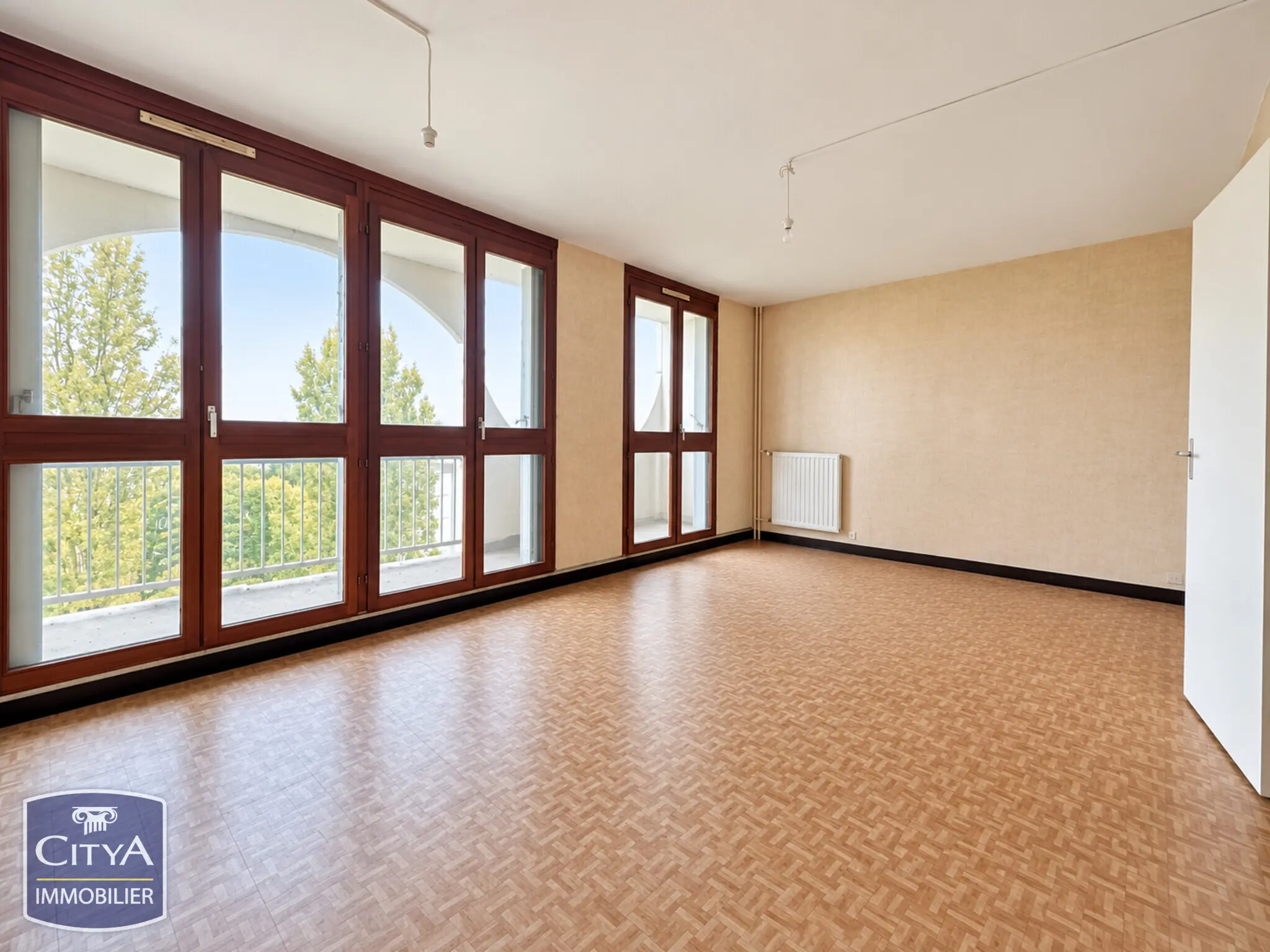 Photo 2 Appartement 1 pièce 37.43m²