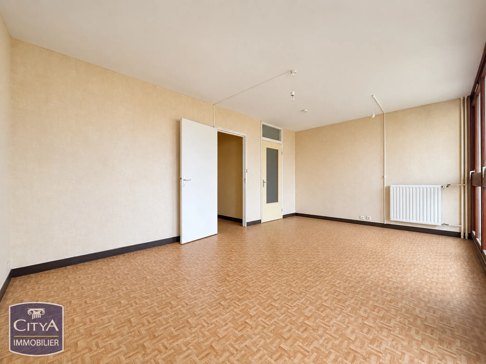 Photo 3 Appartement 1 pièce 37.43m²