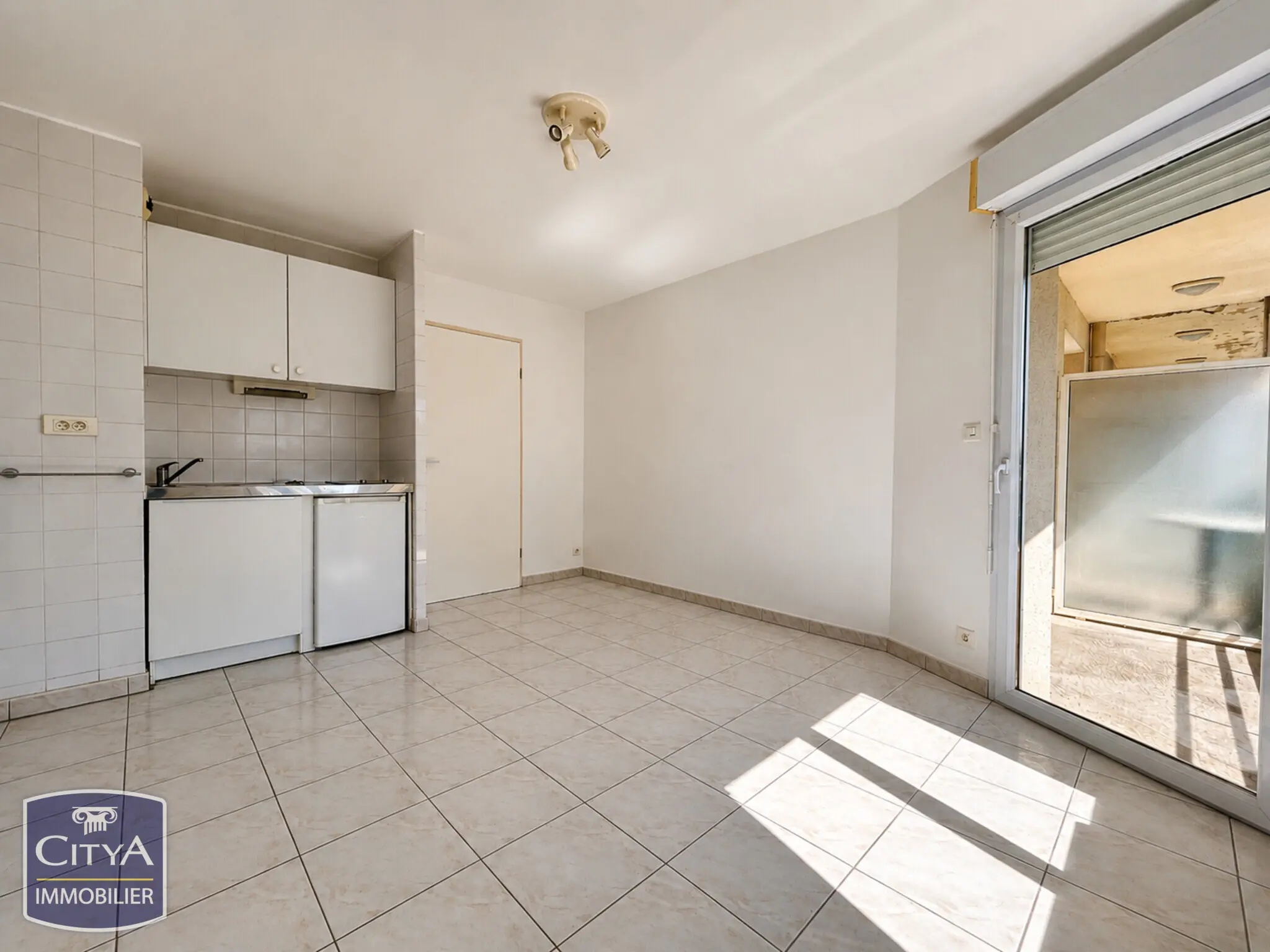 Photo 2 Appartement 1 pièce 17.95m²