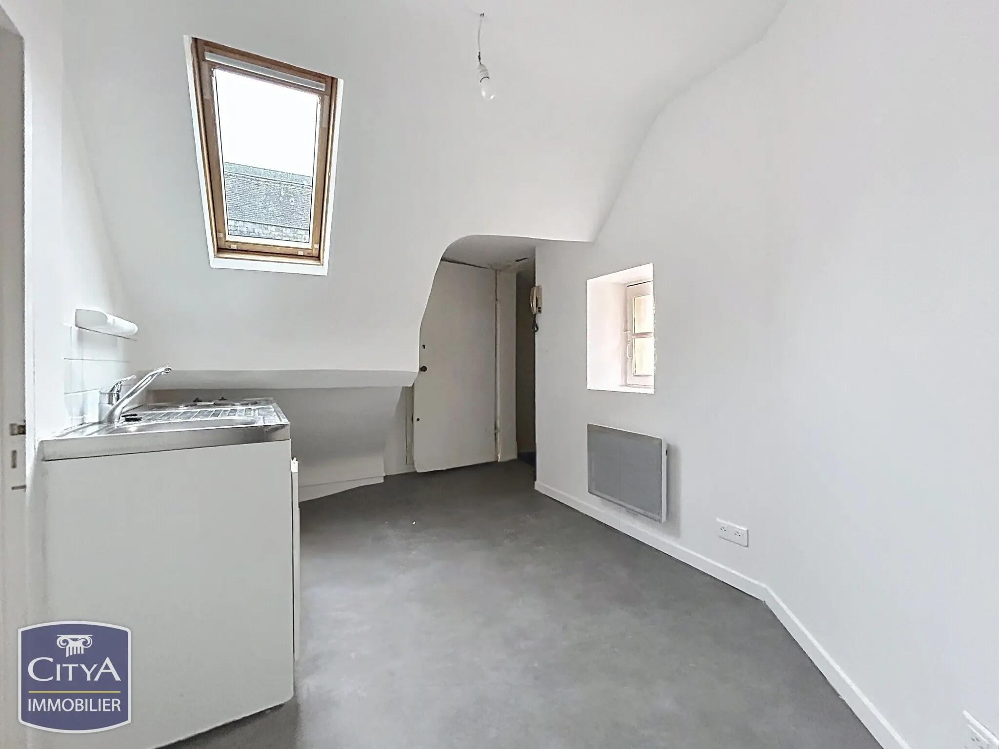 Photo 2 Appartement 1 pièce 27.52m²