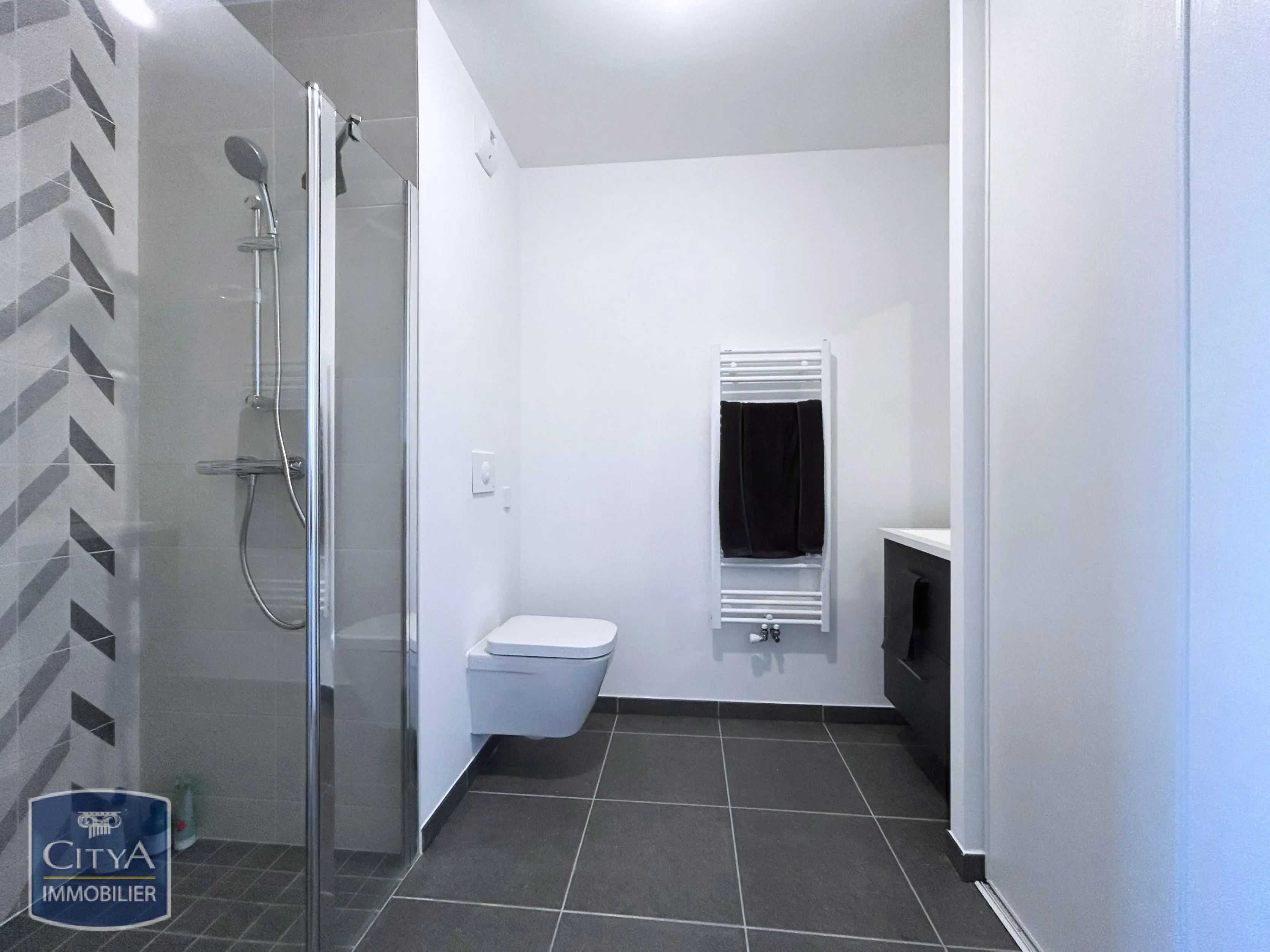 Photo 8 Appartement 1 pièce 37.68m²