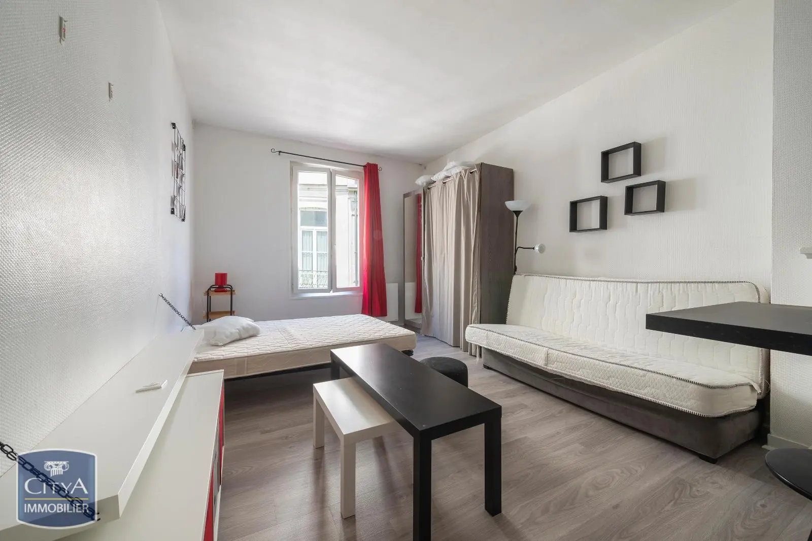 Photo 2 Appartement 1 pièce 27.35m²