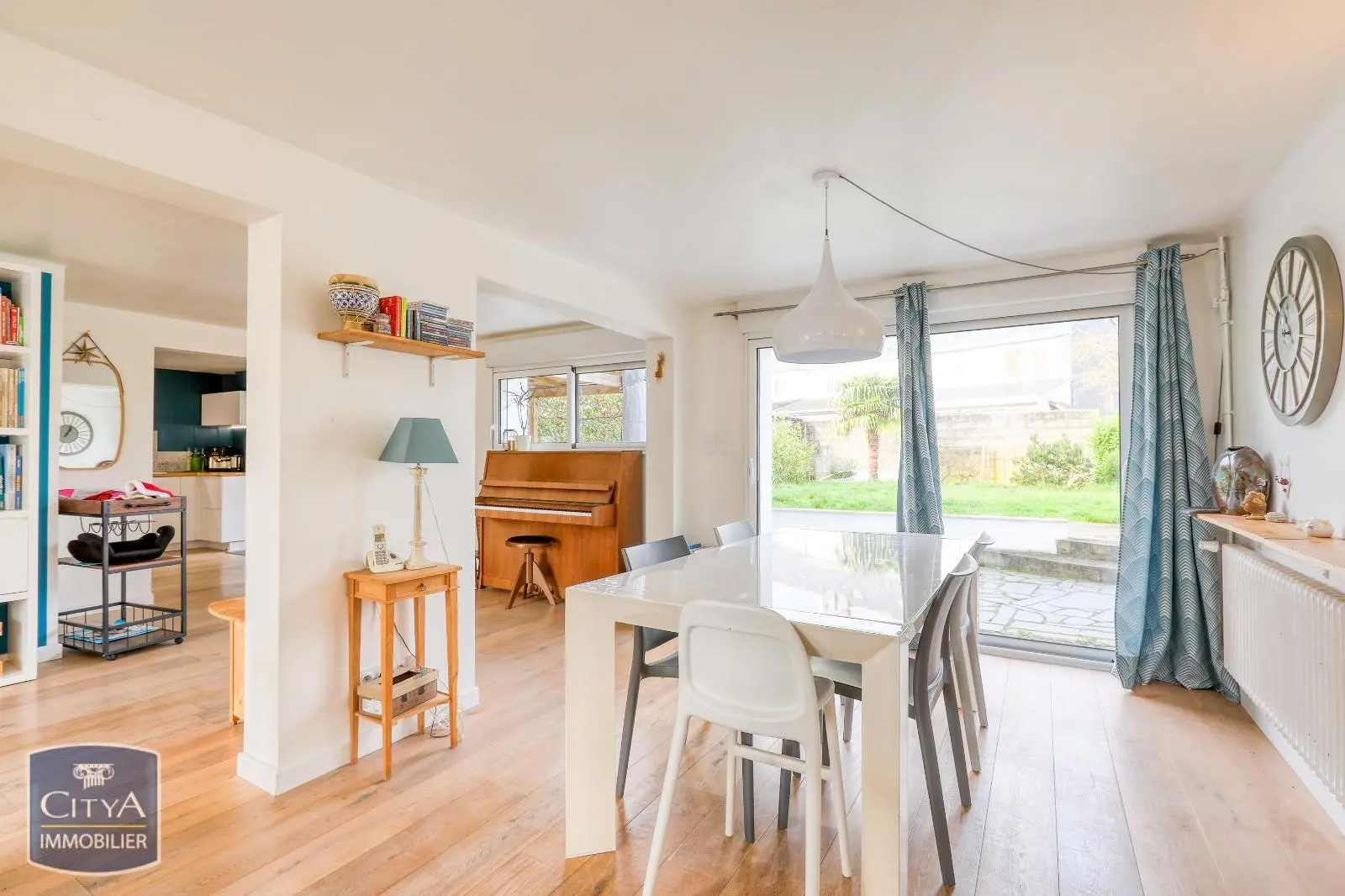 Photo 1 Maison 7 pièces 154m²