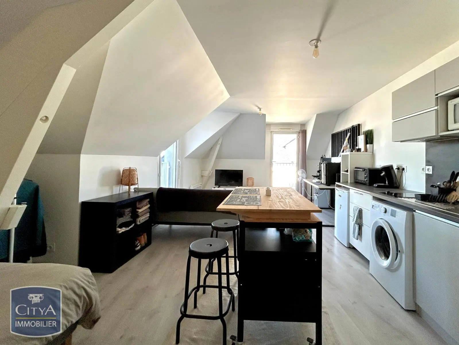 Photo 2 Appartement 1 pièce 35.27m²