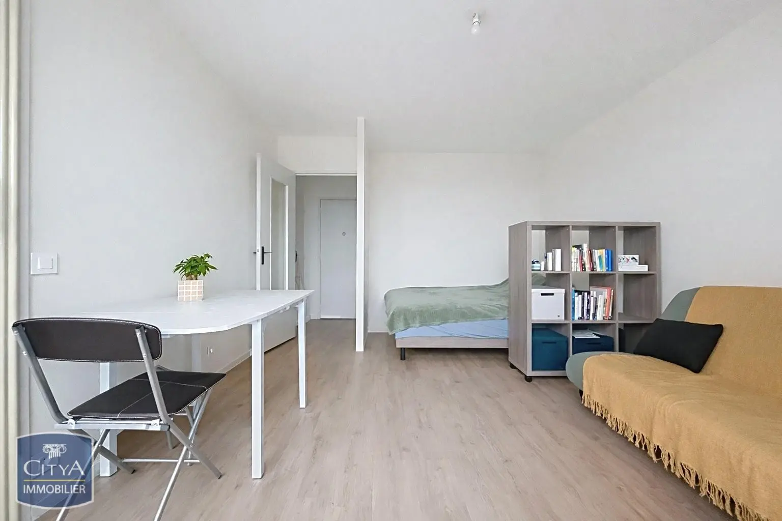 Photo 2 Appartement 1 pièce 31.94m²