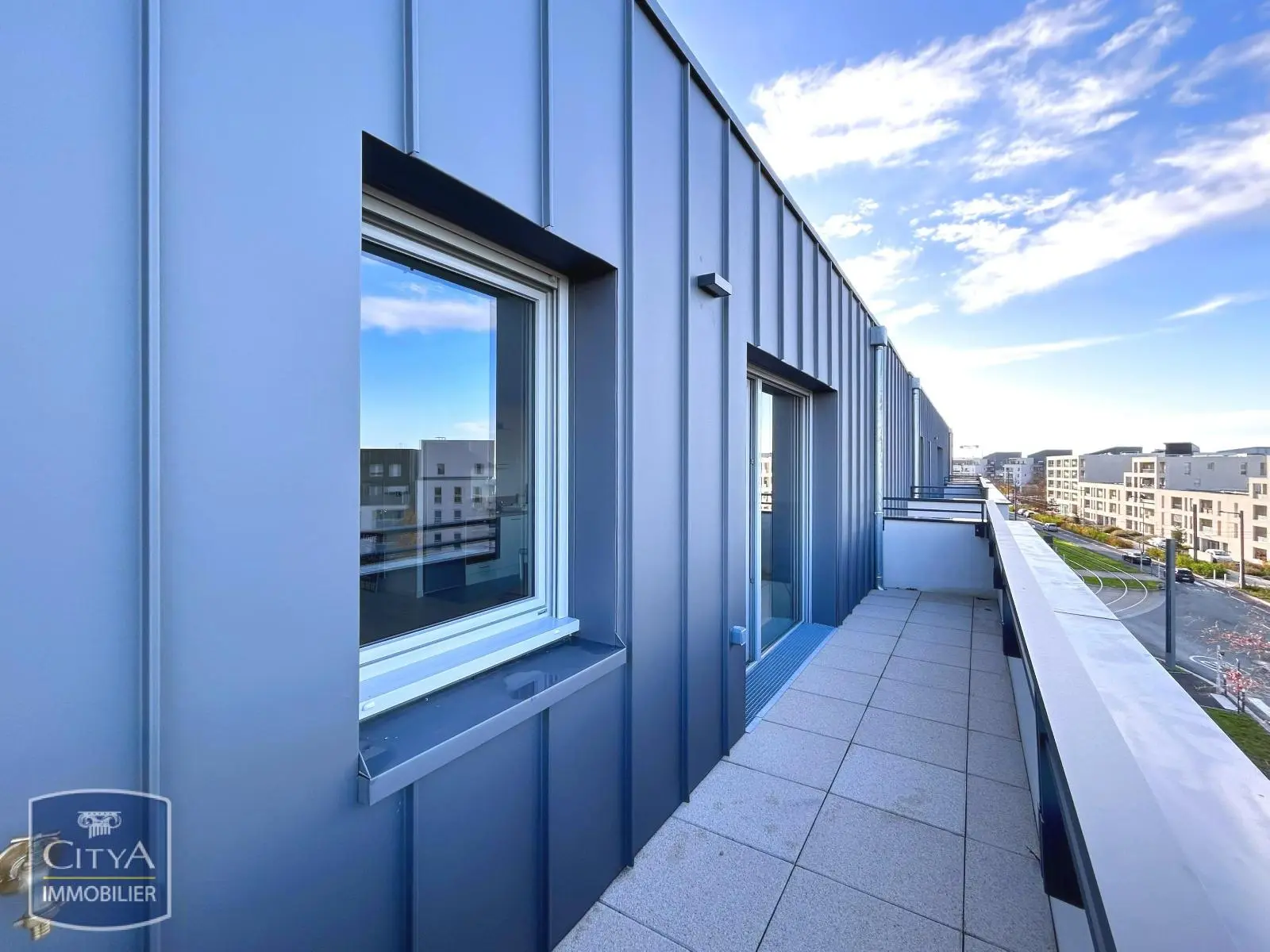 Photo 1 Appartement 1 pièce 37.68m²