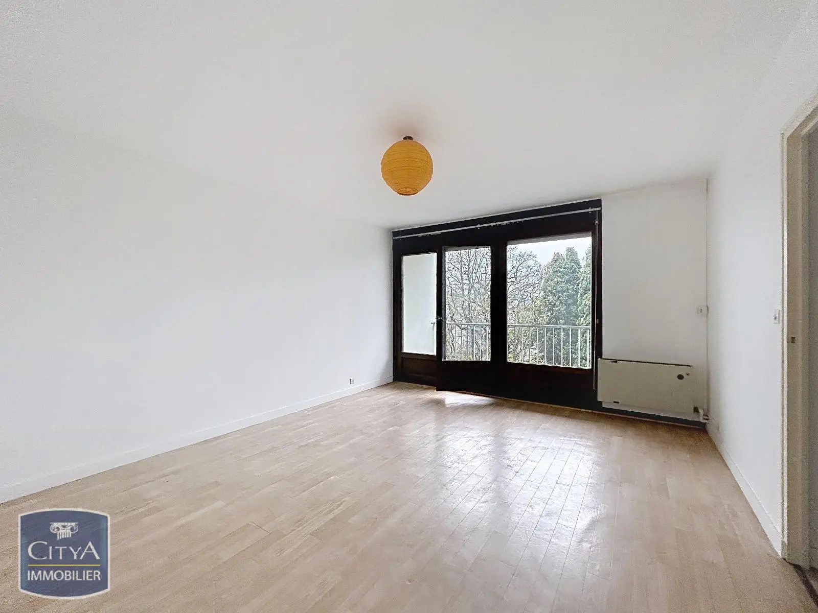 Photo 1 Appartement 1 pièce 37m²