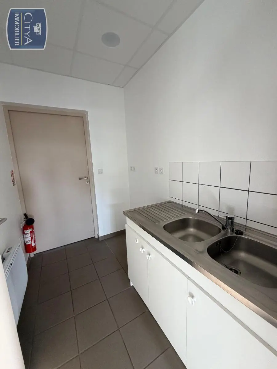 Photo 3 Local Commercial 357.5m²