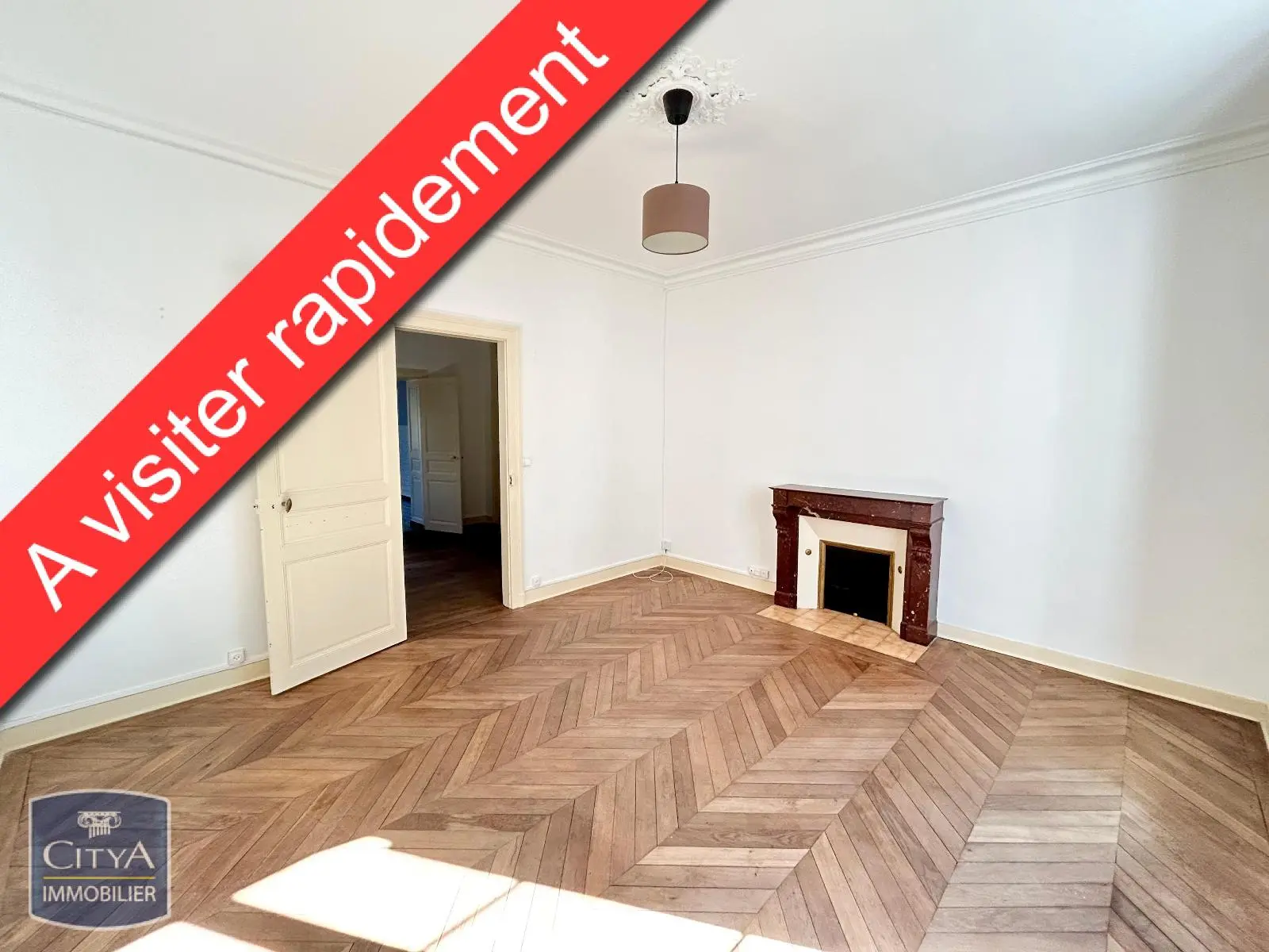 Photo 1 Maison 6 pièces 130m²