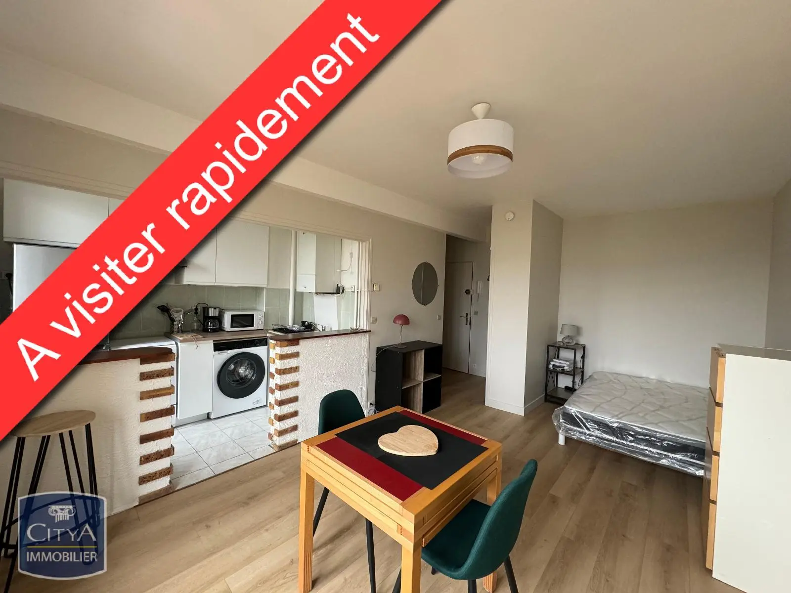 Photo 1 Appartement 1 pièce 25.44m²