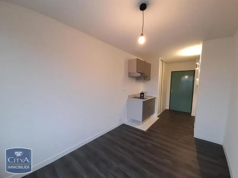 Photo 3 Appartement 1 pièce 29.8m²