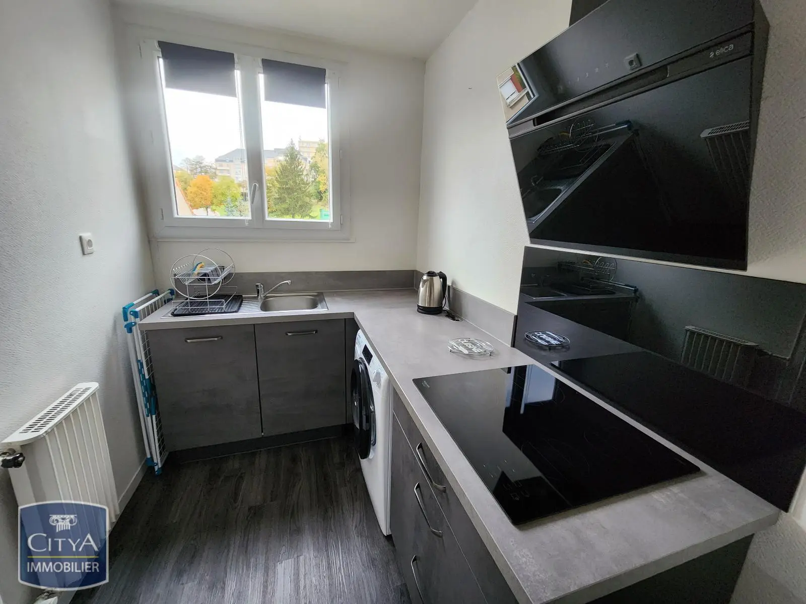 Photo 3 Appartement 1 pièce 28.21m²