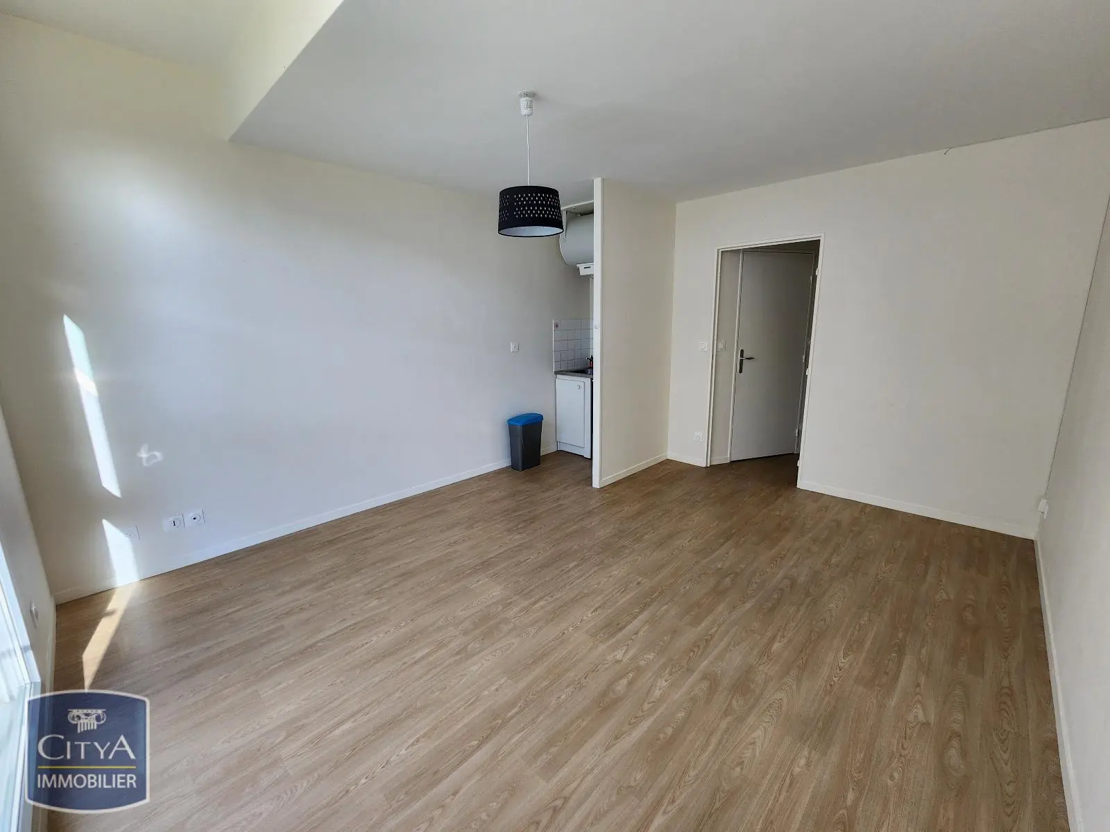 Photo 3 Appartement 1 pièce 21.03m²