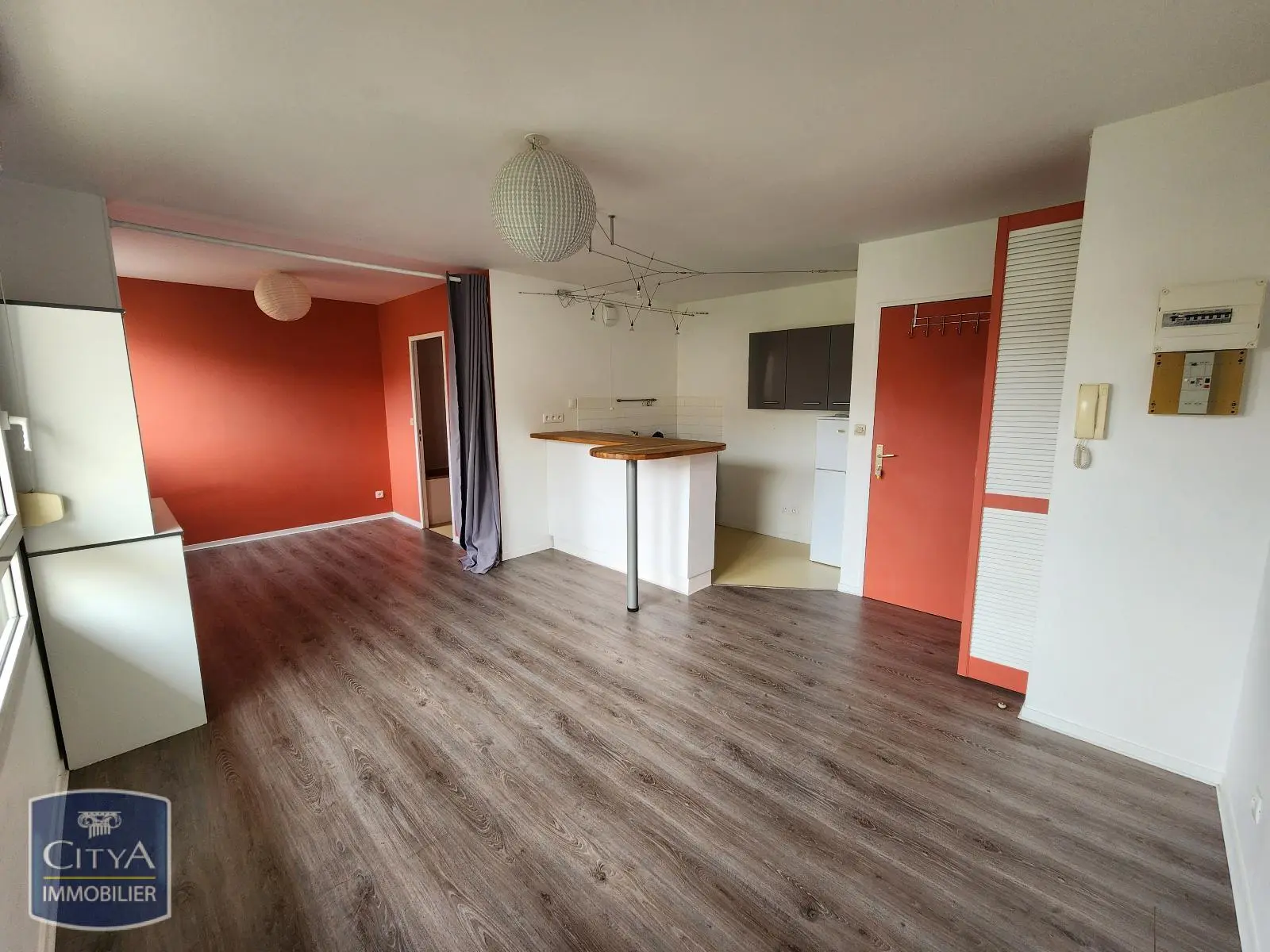 Photo 2 Appartement 1 pièce 29.7m²
