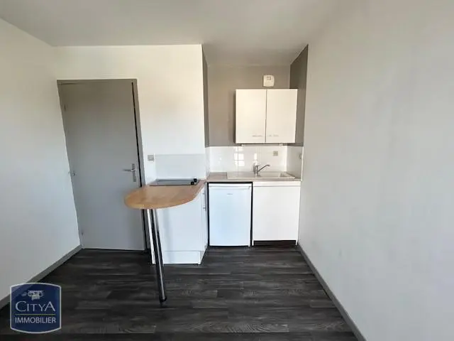 Photo 1 Appartement 1 pièce 31.91m²
