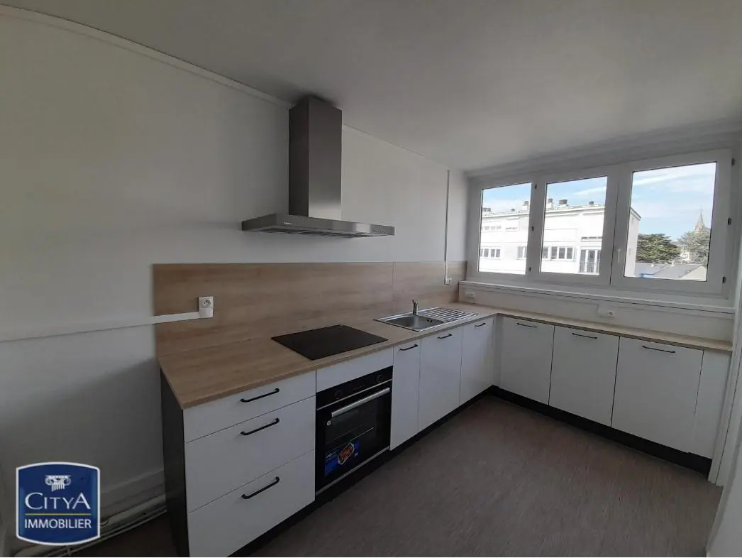 Photo 1 Appartement 5 pièces 81.31m²