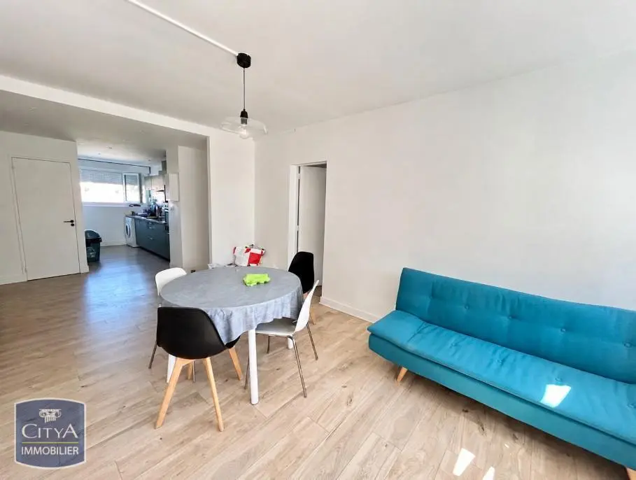 Photo 2 Appartement 4 pièces 65.73m²