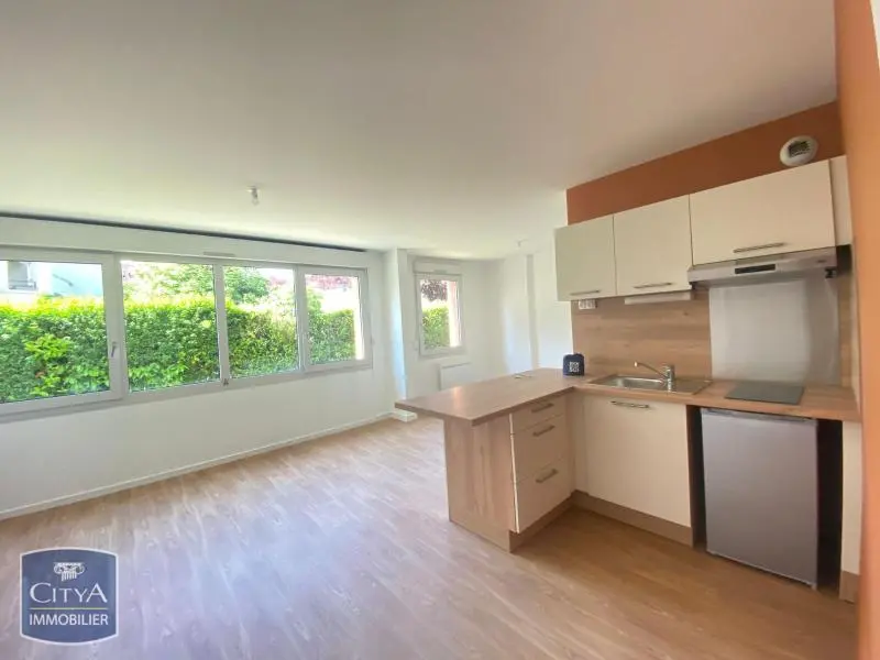 Photo 1 Appartement 1 pièce 31.97m²