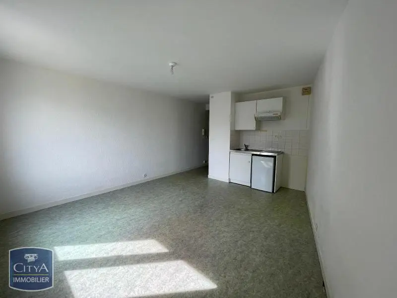 Photo 1 Appartement 1 pièce 24.75m²