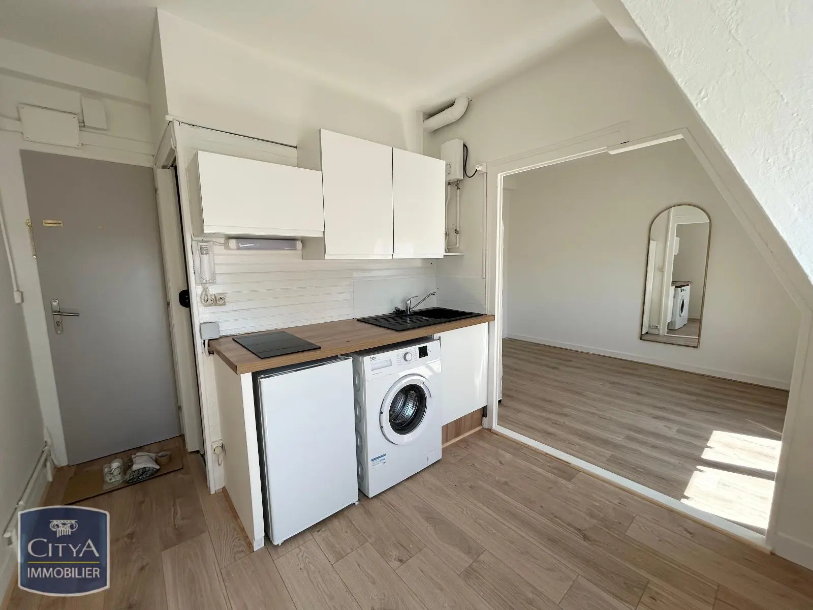 Photo 1 Appartement 1 pièce 17.16m²
