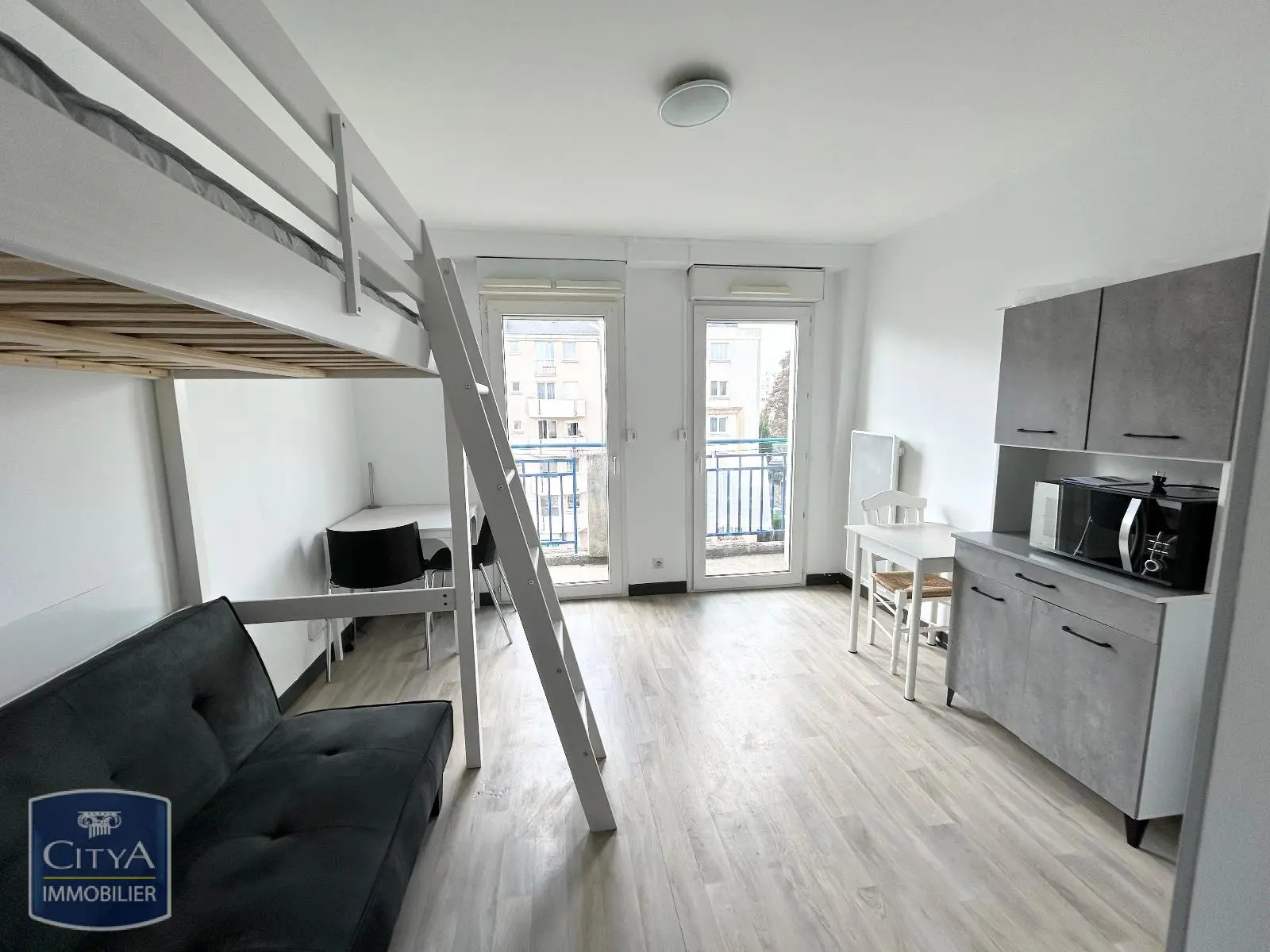 Photo 1 Appartement 1 pièce 19.94m²