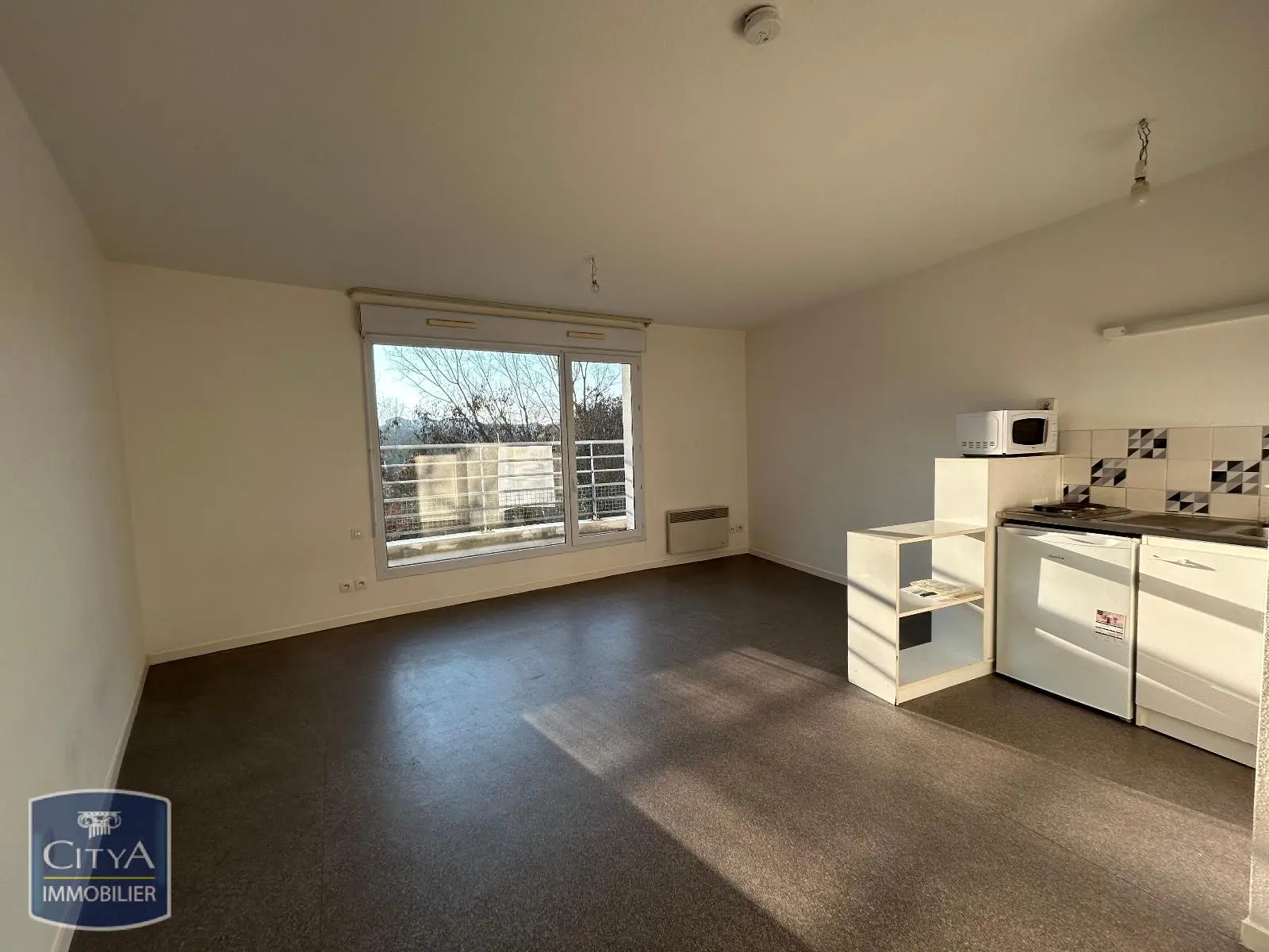 Photo 1 Appartement 1 pièce 27.7m²