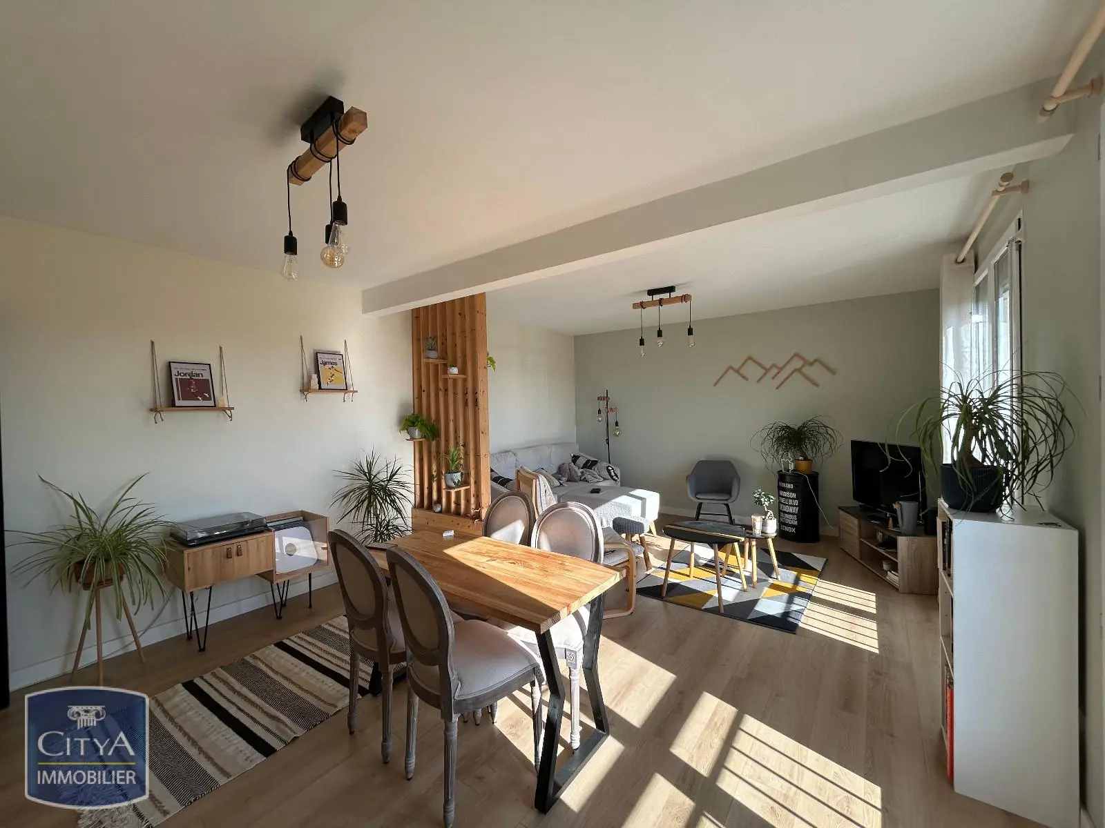 Photo 1 Appartement 2 pièces 56.54m²