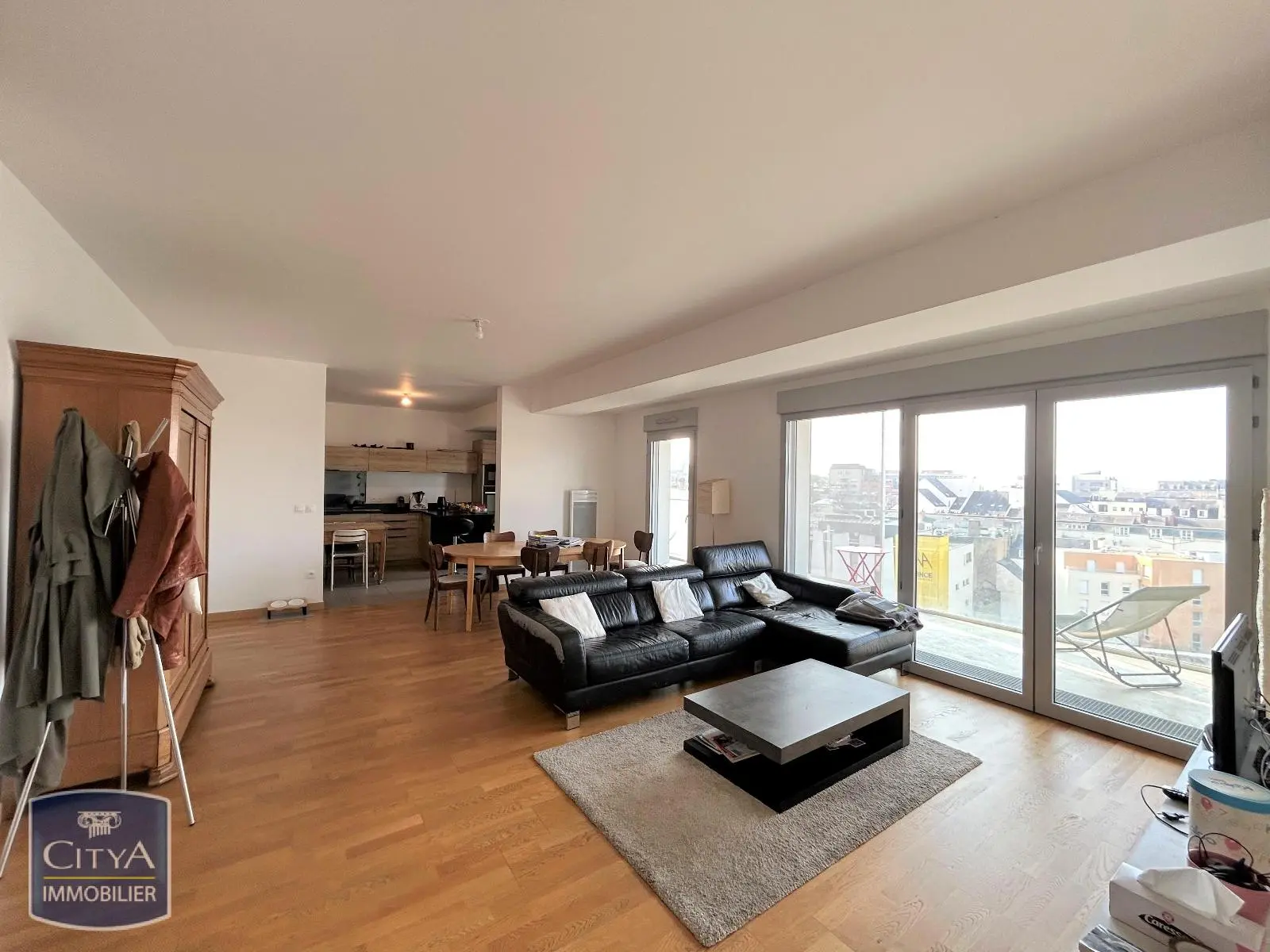 Photo 2 Appartement 6 pièces 160.04m²