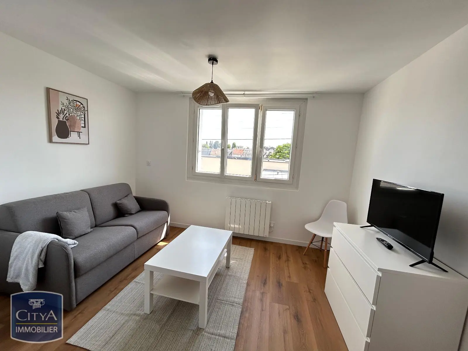 Photo 1 Appartement 1 pièce 15.98m²
