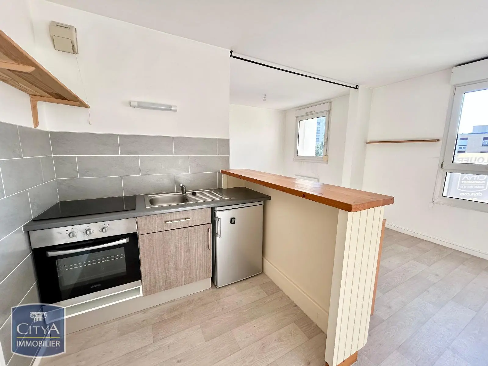 Photo 2 Appartement 1 pièce 29.56m²
