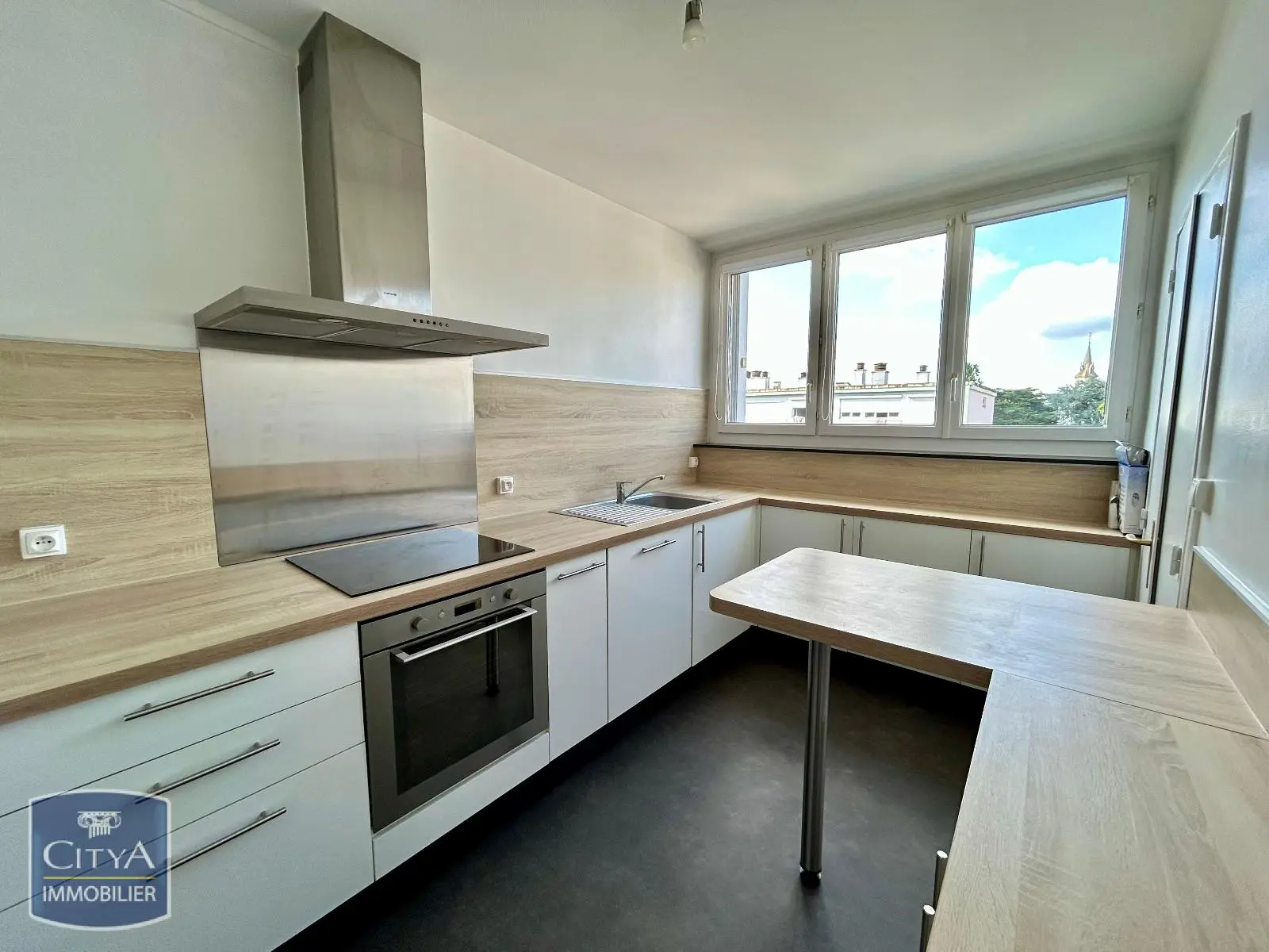 Photo 1 Appartement 5 pièces 81.31m²