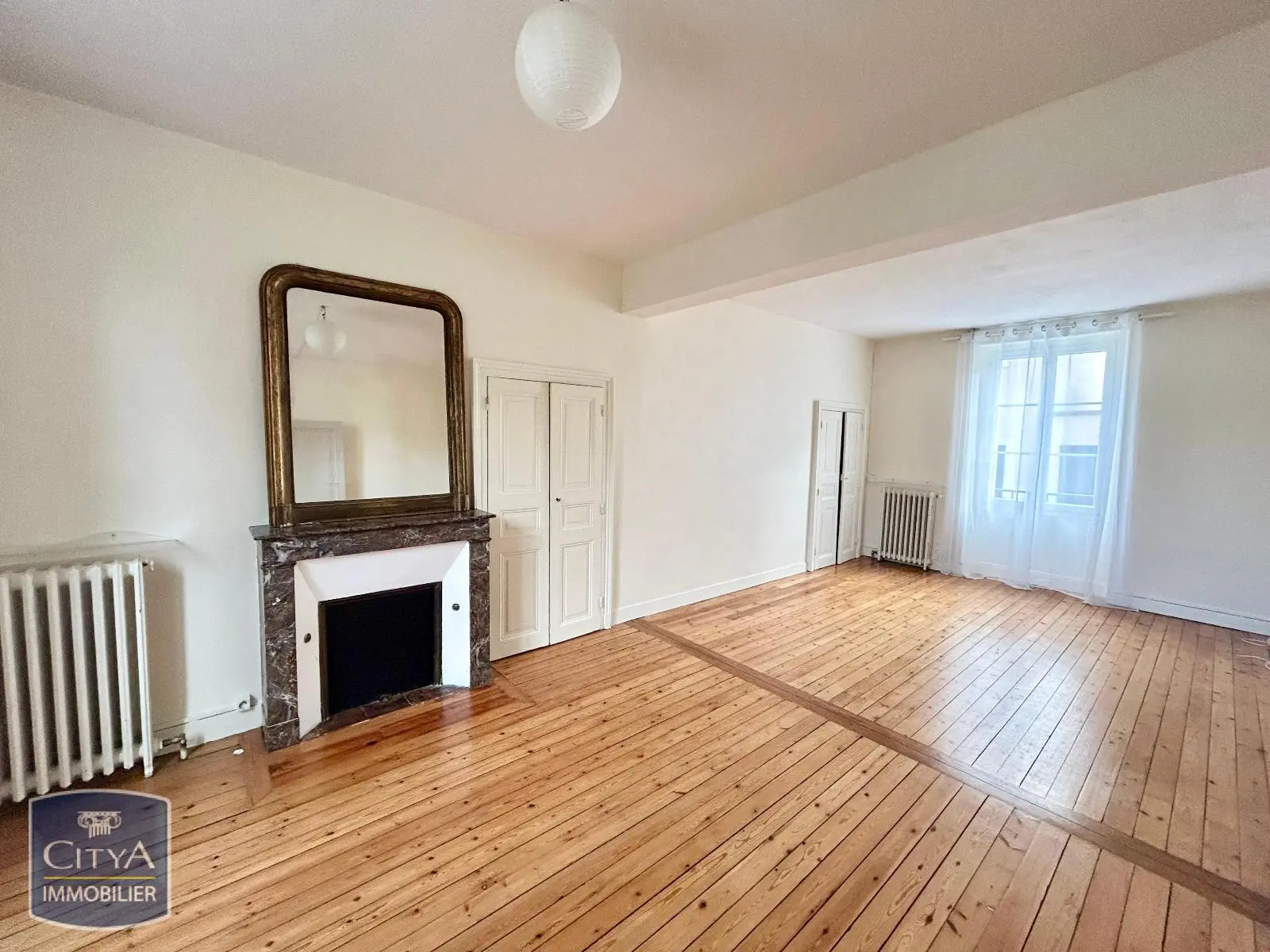 Photo 1 Maison 8 pièces 179.82m²