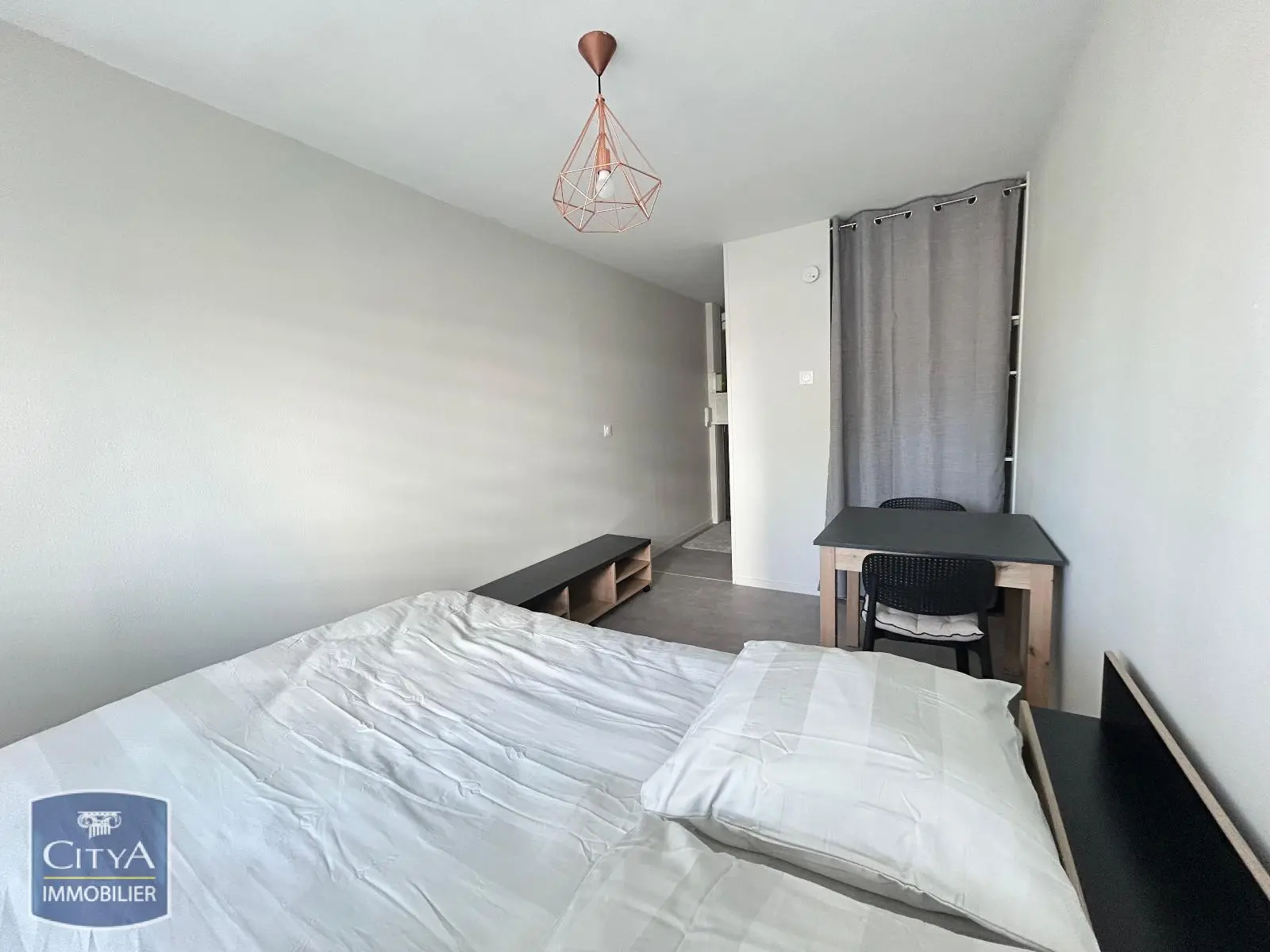 Photo 2 Appartement 1 pièce 17.83m²