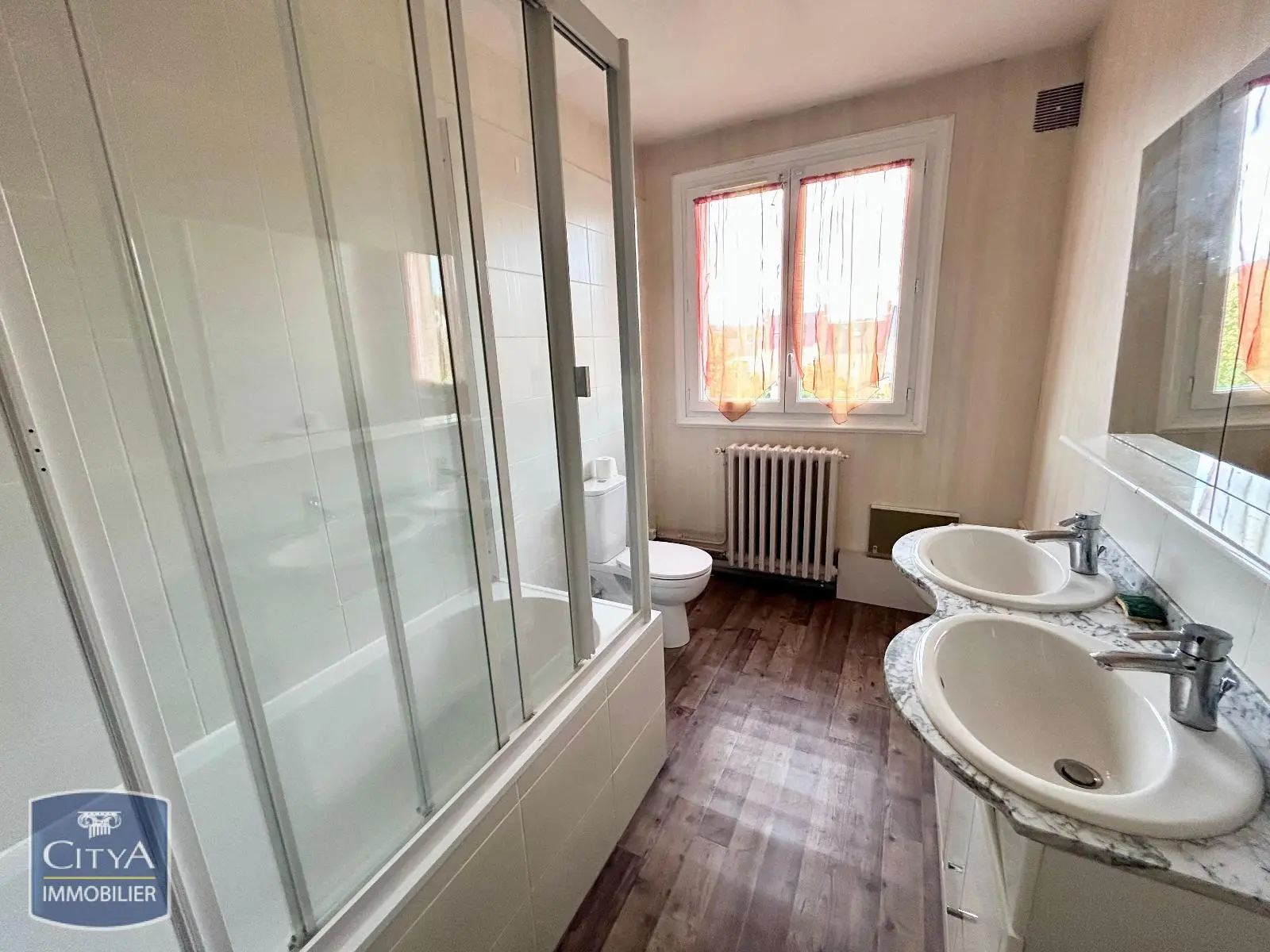 Photo 15 Maison 8 pièces 179.82m²