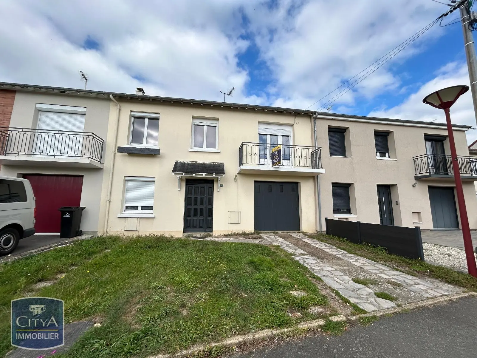 Photo 1 Maison 5 pièces 97.35m²