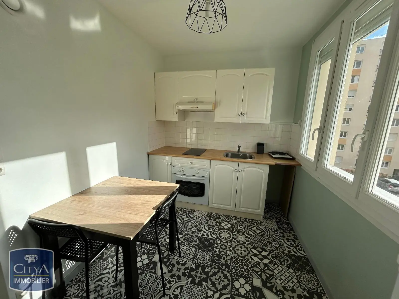 Photo 1 Appartement 1 pièce 33.53m²