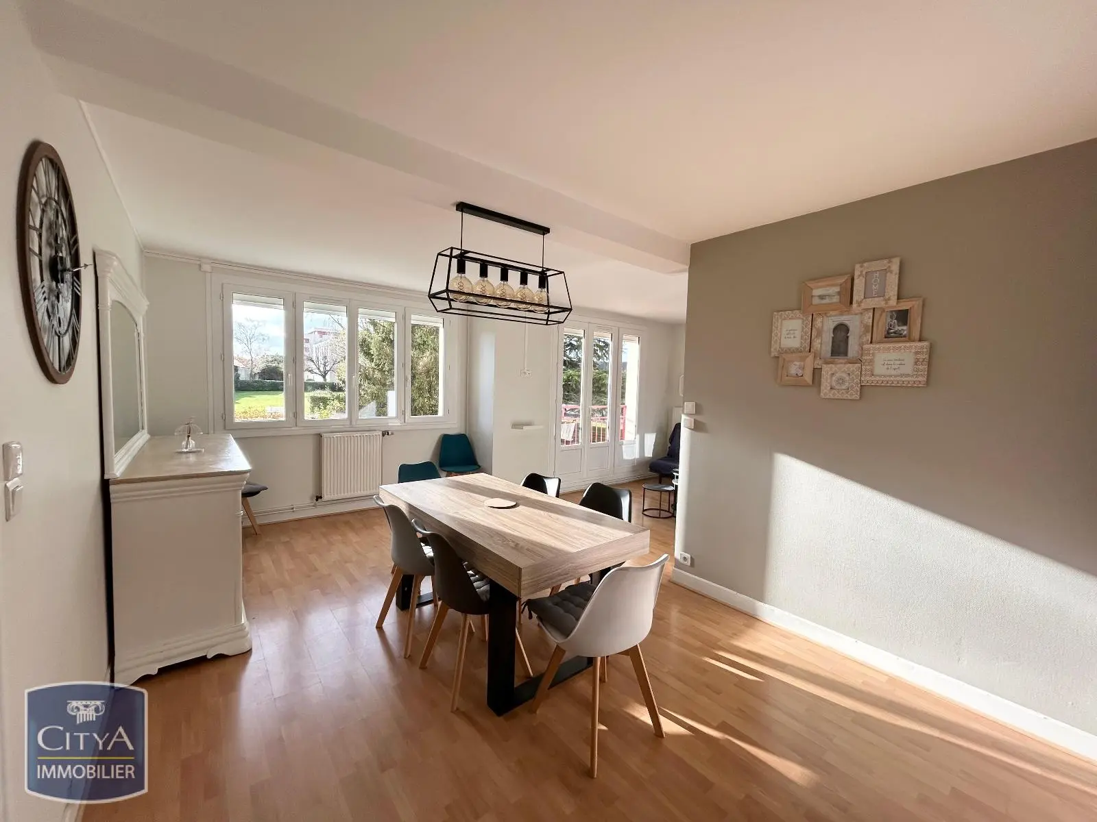 Photo 2 Appartement 2 pièces 50.12m²