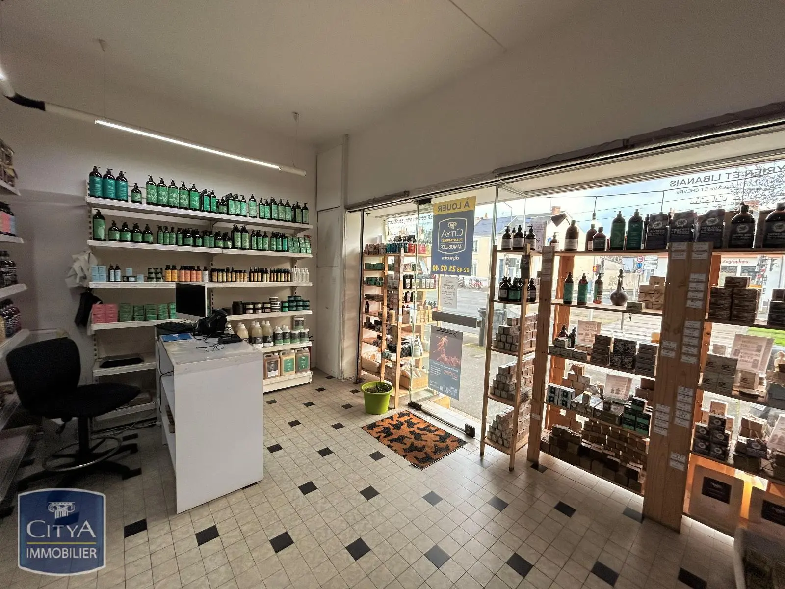 Photo 3 Local Commercial