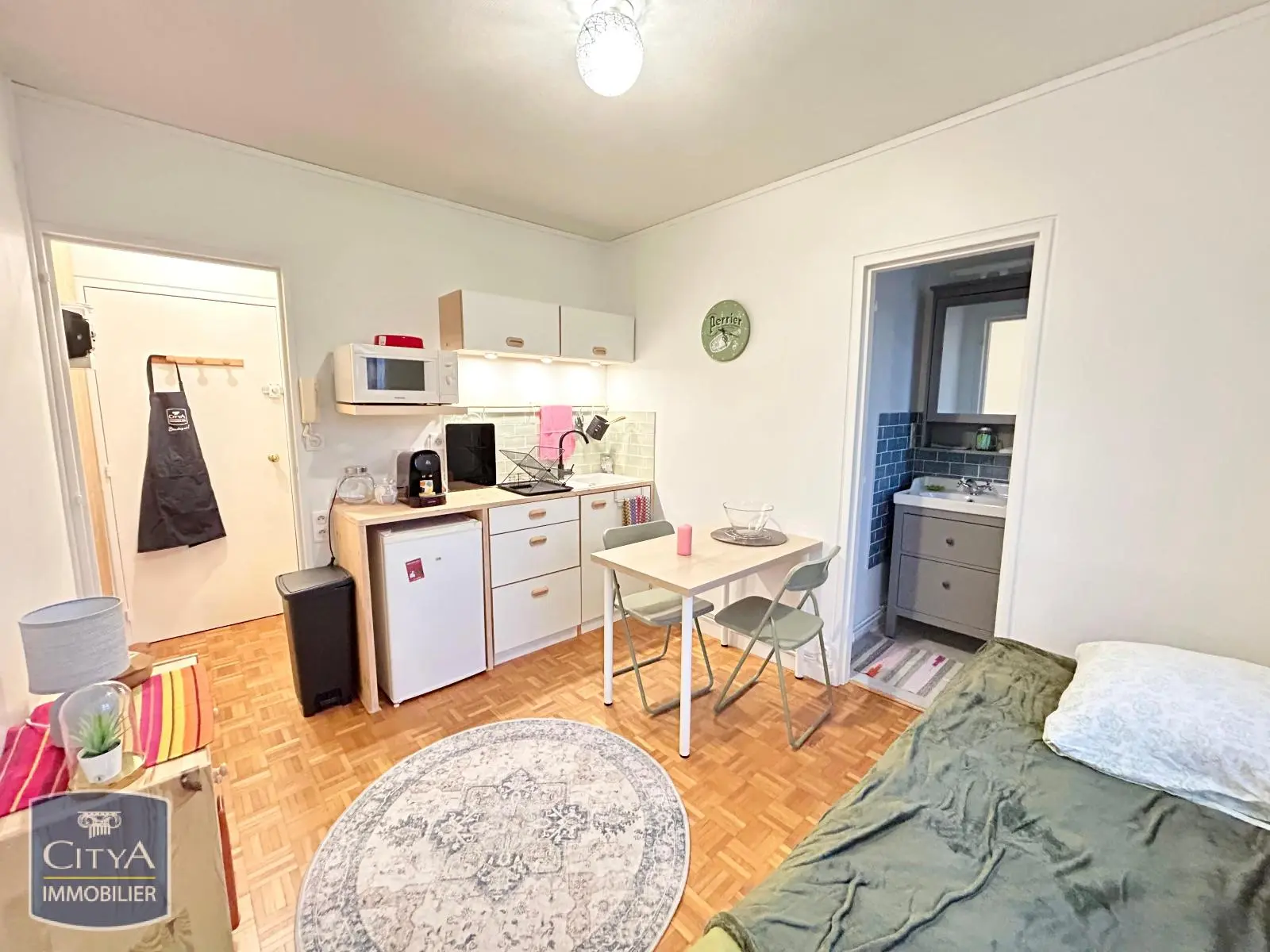 Photo 1 Appartement 1 pièce 13.38m²