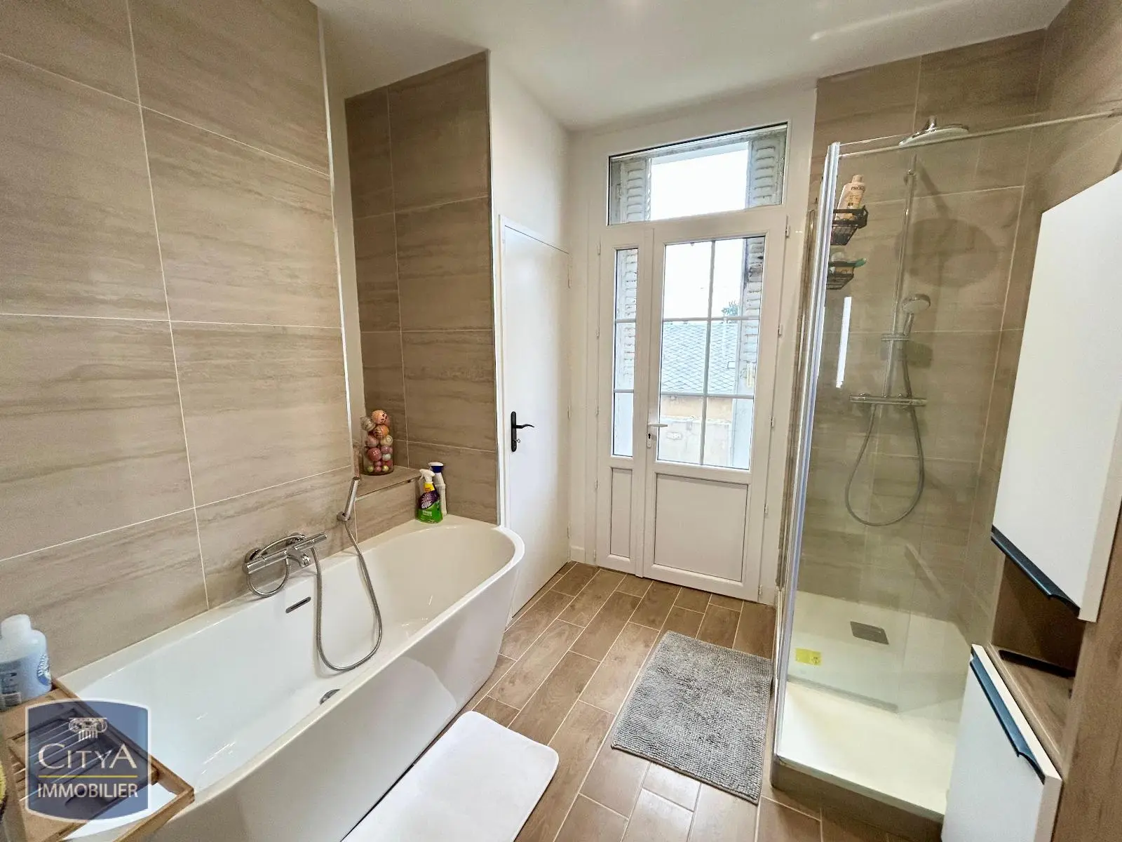 Photo 10 Appartement 5 pièces 106.49m²