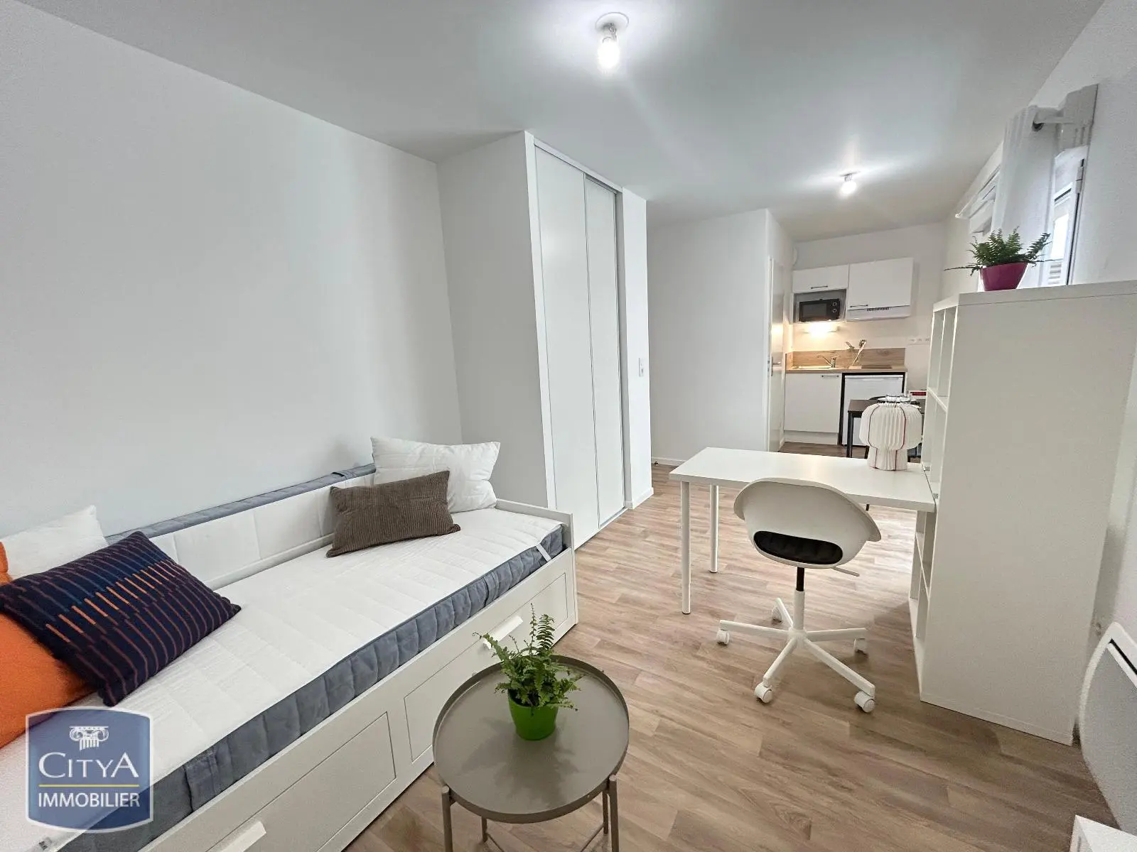 Photo 1 Appartement 1 pièce 20.39m²
