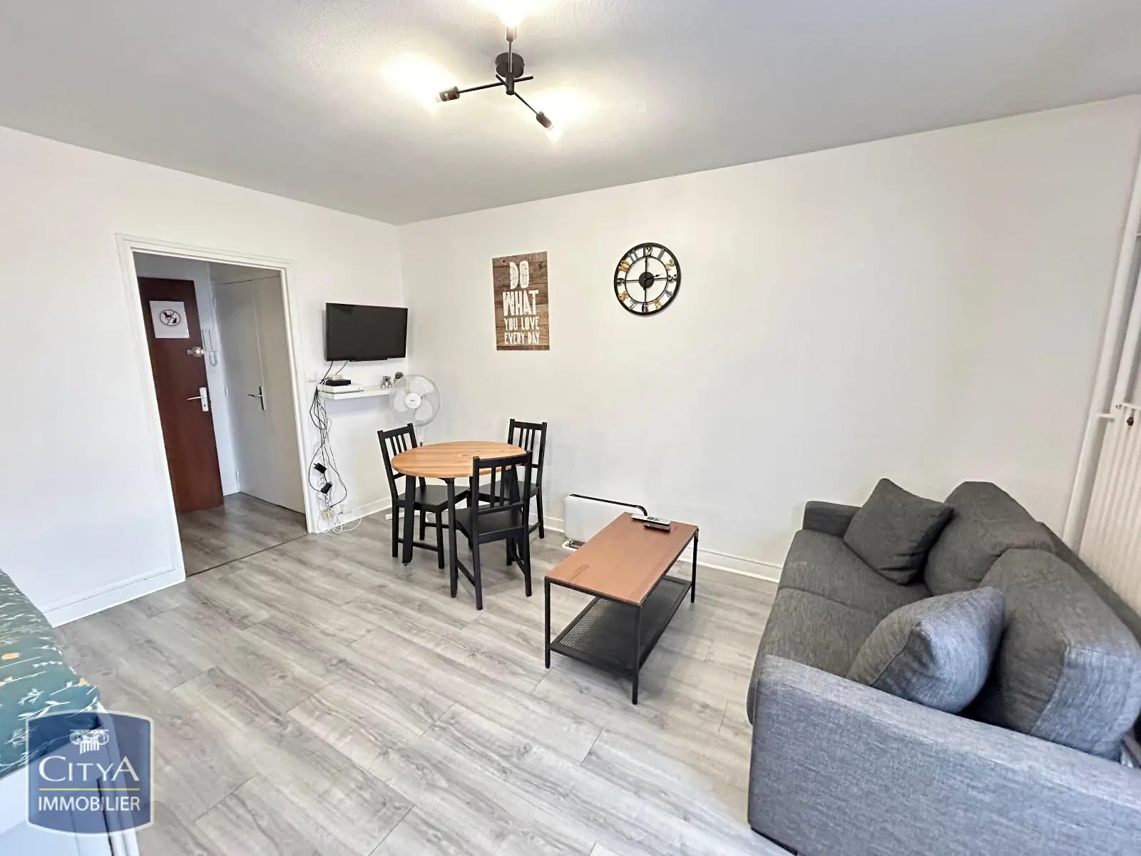 Photo 3 Appartement 1 pièce 27m²