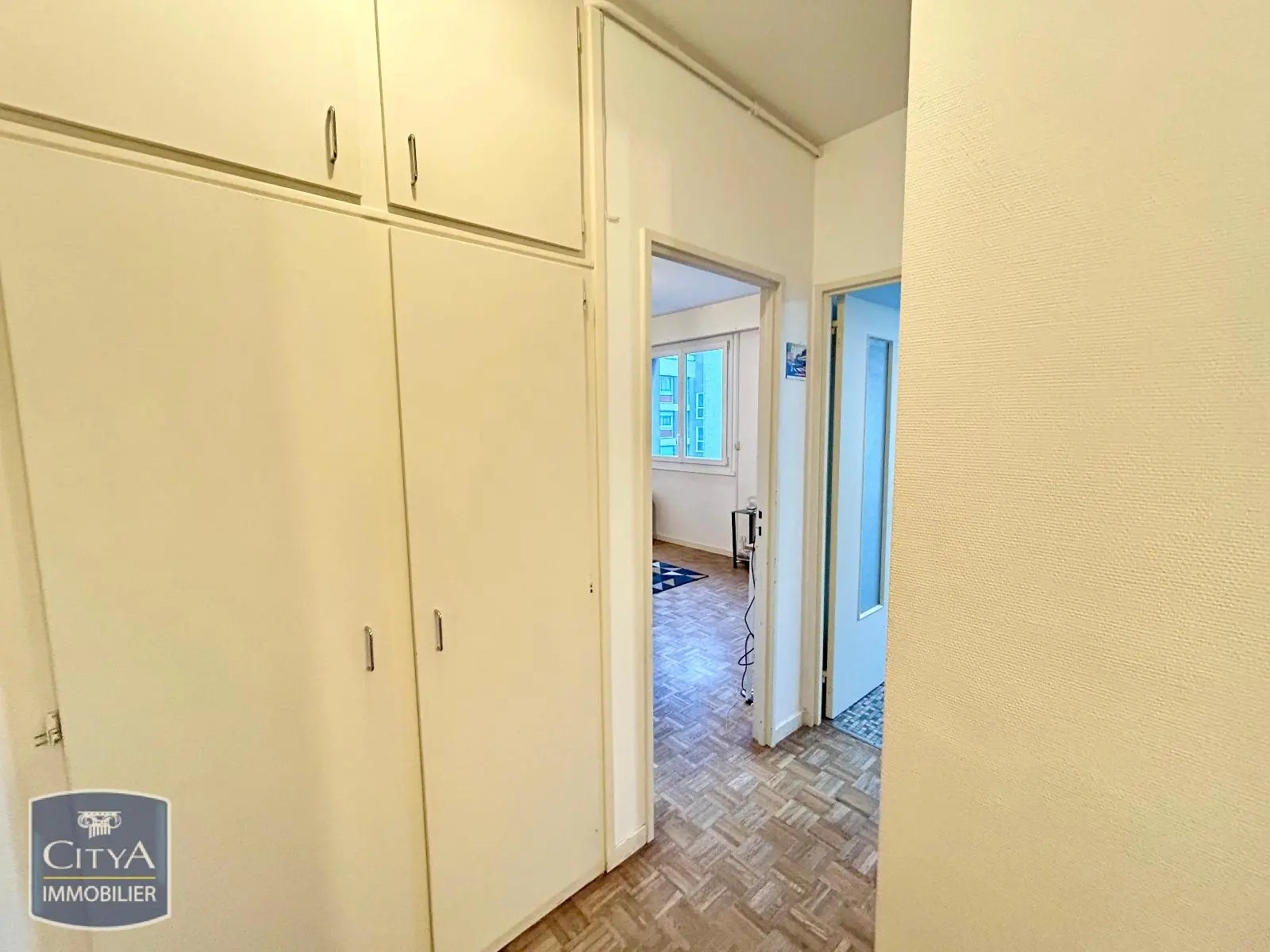 Photo 8 Appartement 1 pièce 29.24m²