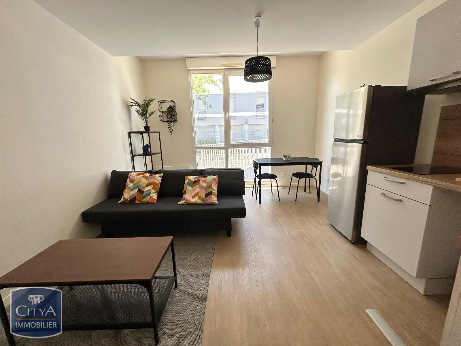 Photo 2 Appartement 1 pièce 21.03m²