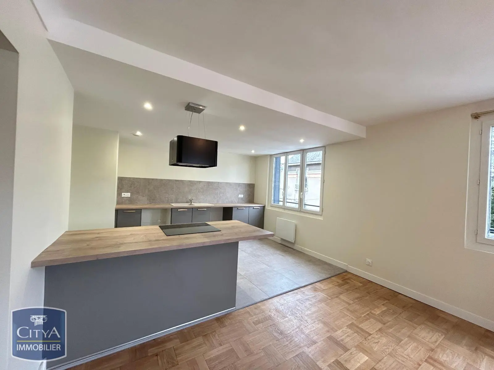 Photo 2 Appartement 3 pièces 84.39m²