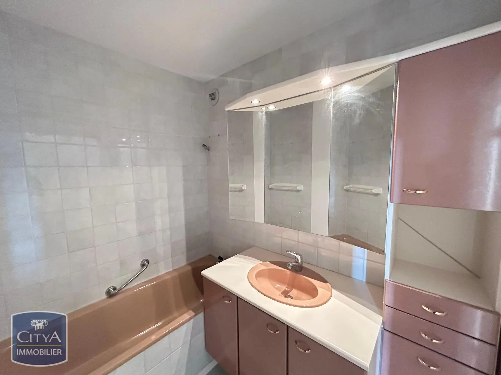 Photo 7 Appartement 5 pièces 66.14m²