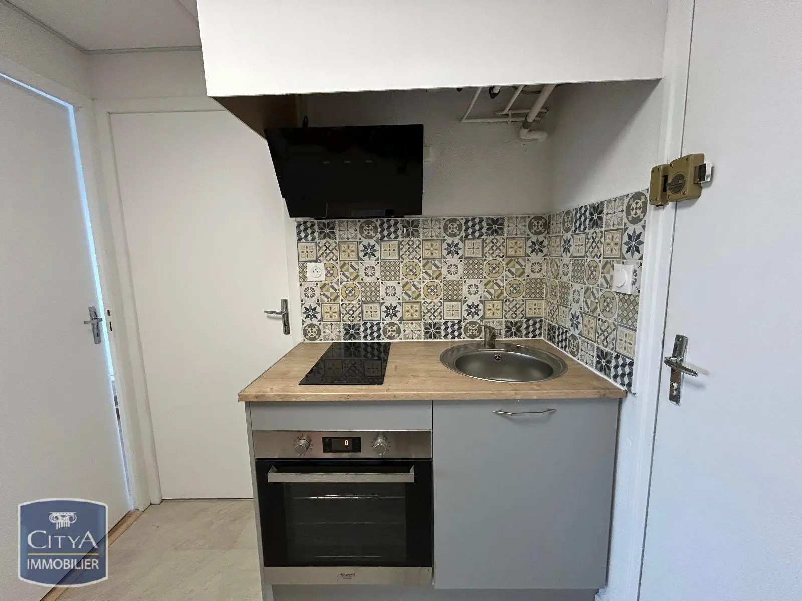 Photo 1 Appartement 2 pièces 31.82m²