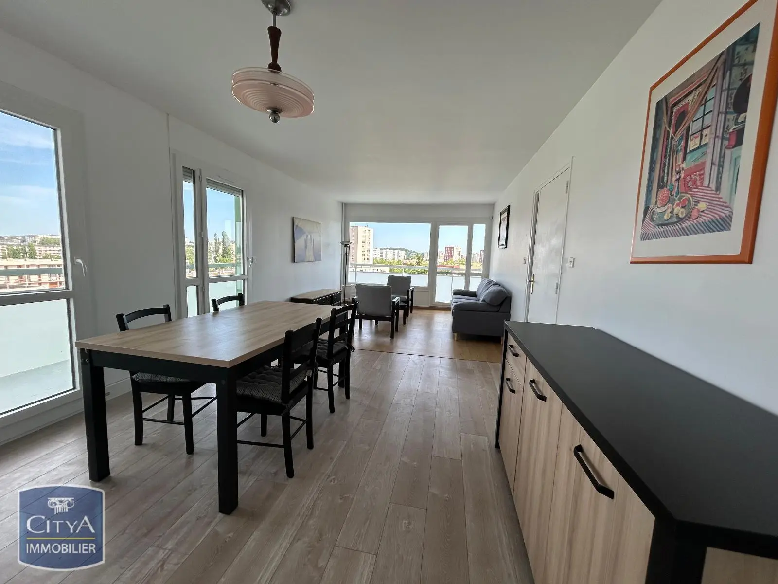 Photo 2 Appartement 3 pièces 82.57m²